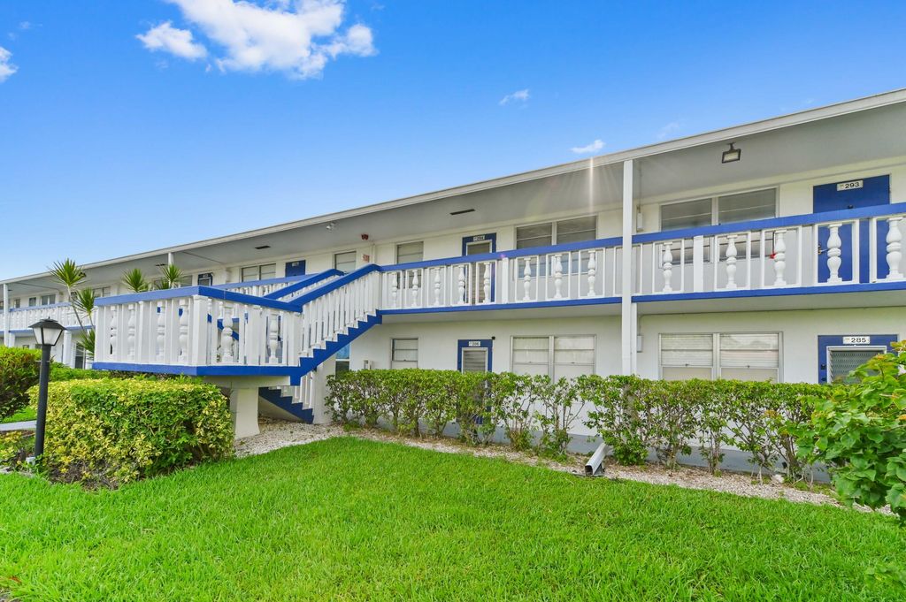 Photo of 294 Prescott O #294, Deerfield Beach, FL 33442 (MLS # B26035767)