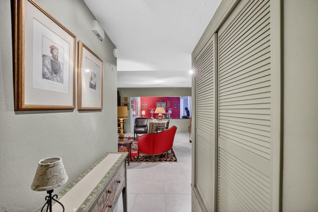 Photo of 3333 NE 34 St #1612, Fort Lauderdale, FL 33308 (MLS # F10549189)