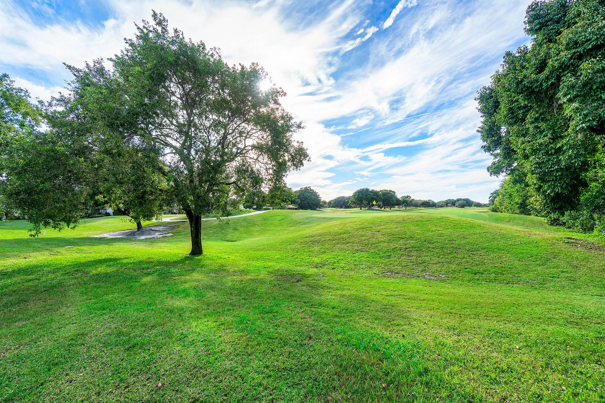 VILLAS OF MONTEREY AT IND - Residential