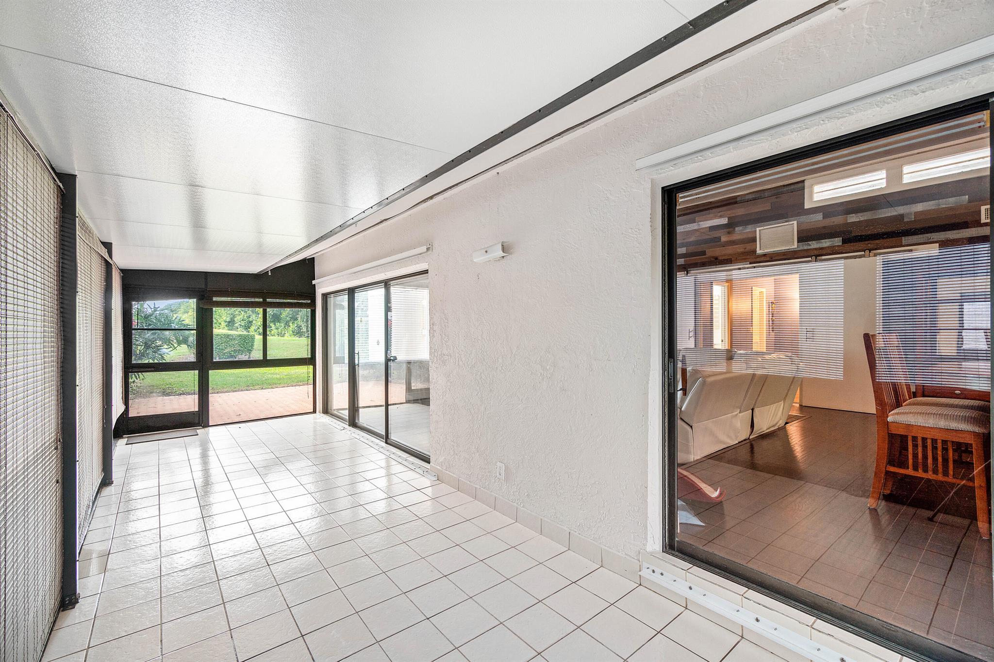 VILLAS OF MONTEREY AT IND - Residential