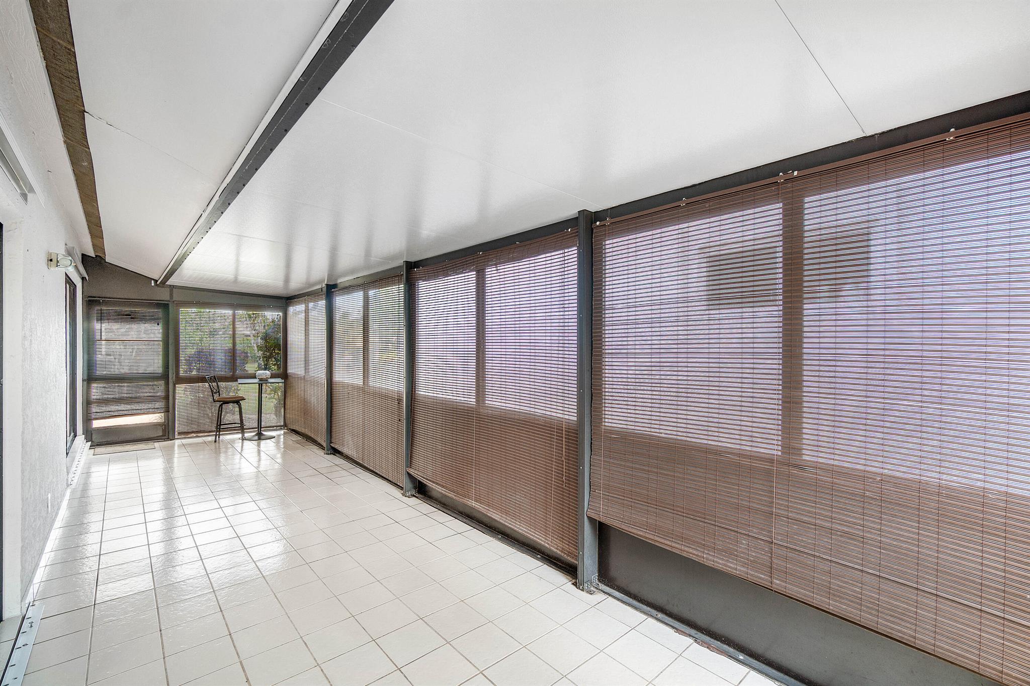 VILLAS OF MONTEREY AT IND - Residential