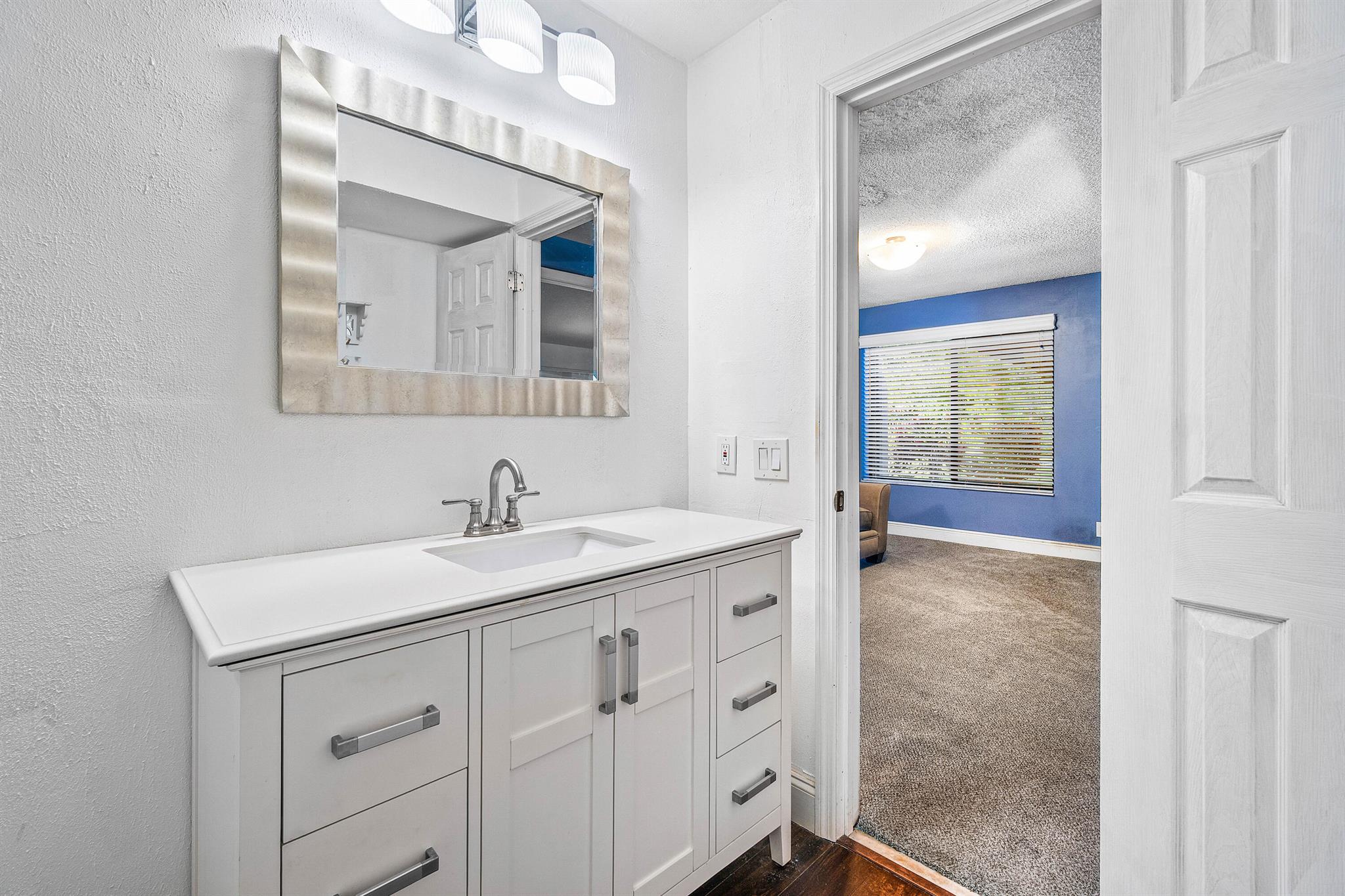 VILLAS OF MONTEREY AT IND - Residential