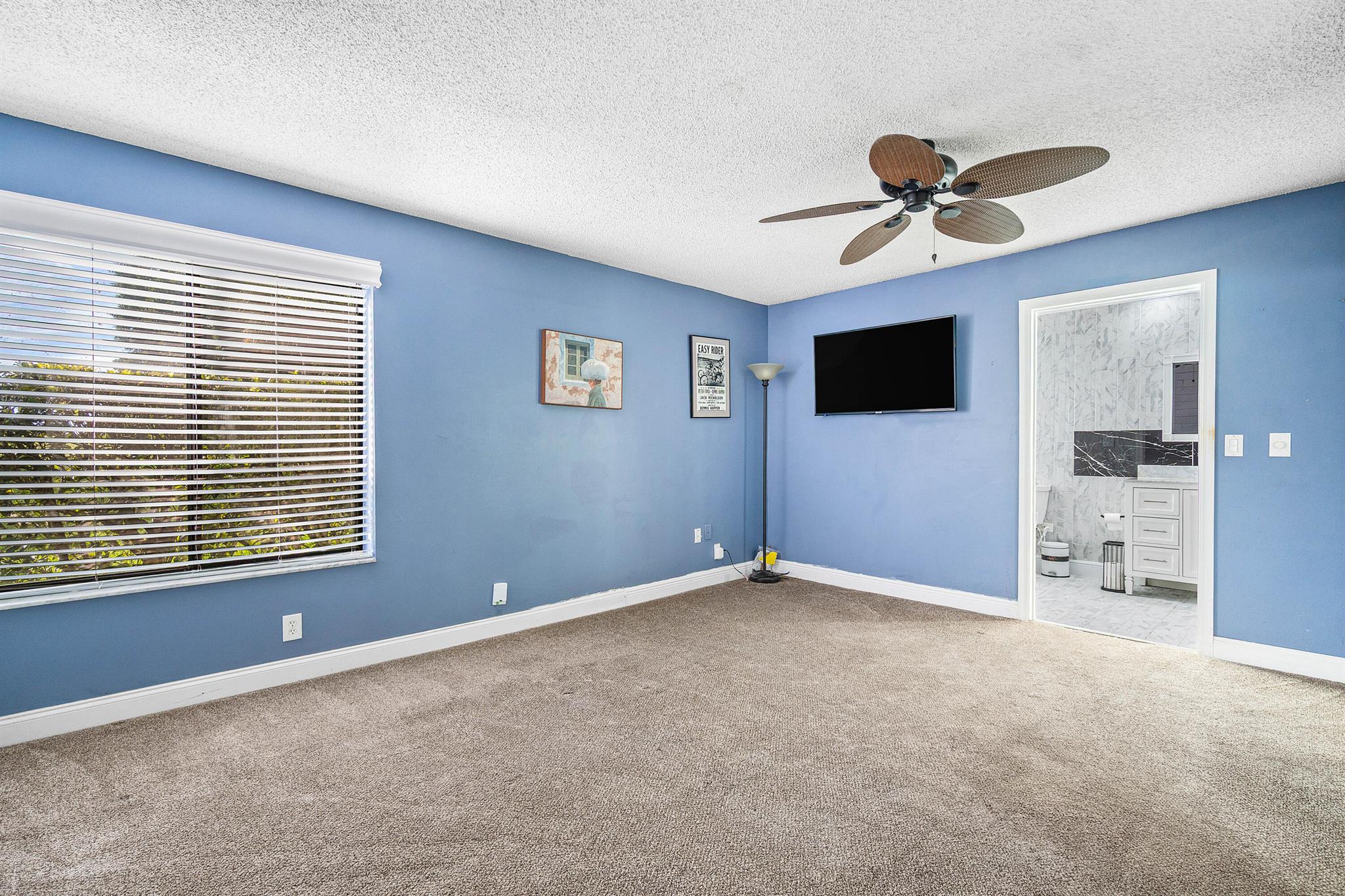 VILLAS OF MONTEREY AT IND - Residential