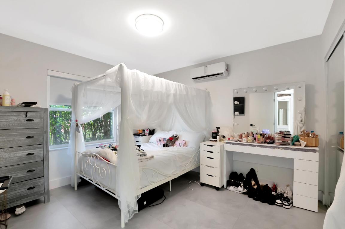 BOCA WINDS PAR D-1 - Residential