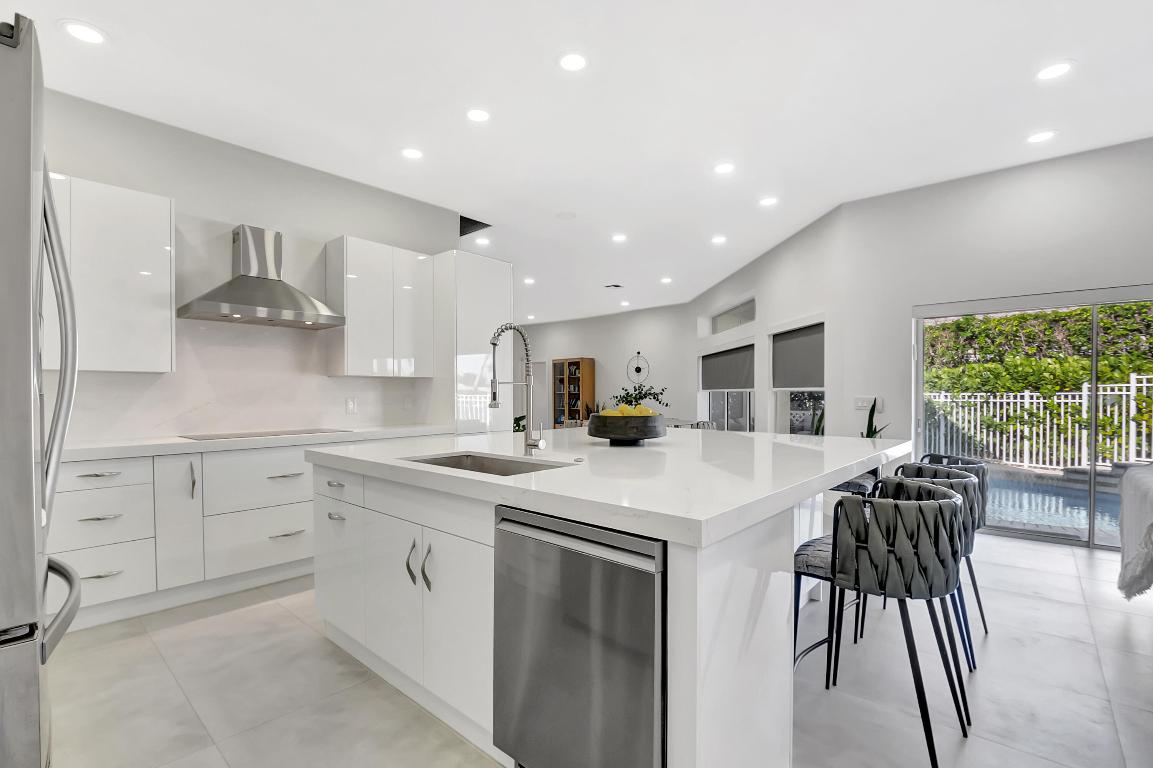 BOCA WINDS PAR D-1 - Residential