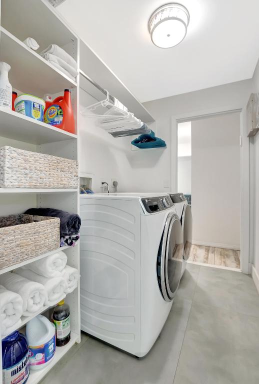 BOCA WINDS PAR D-1 - Residential