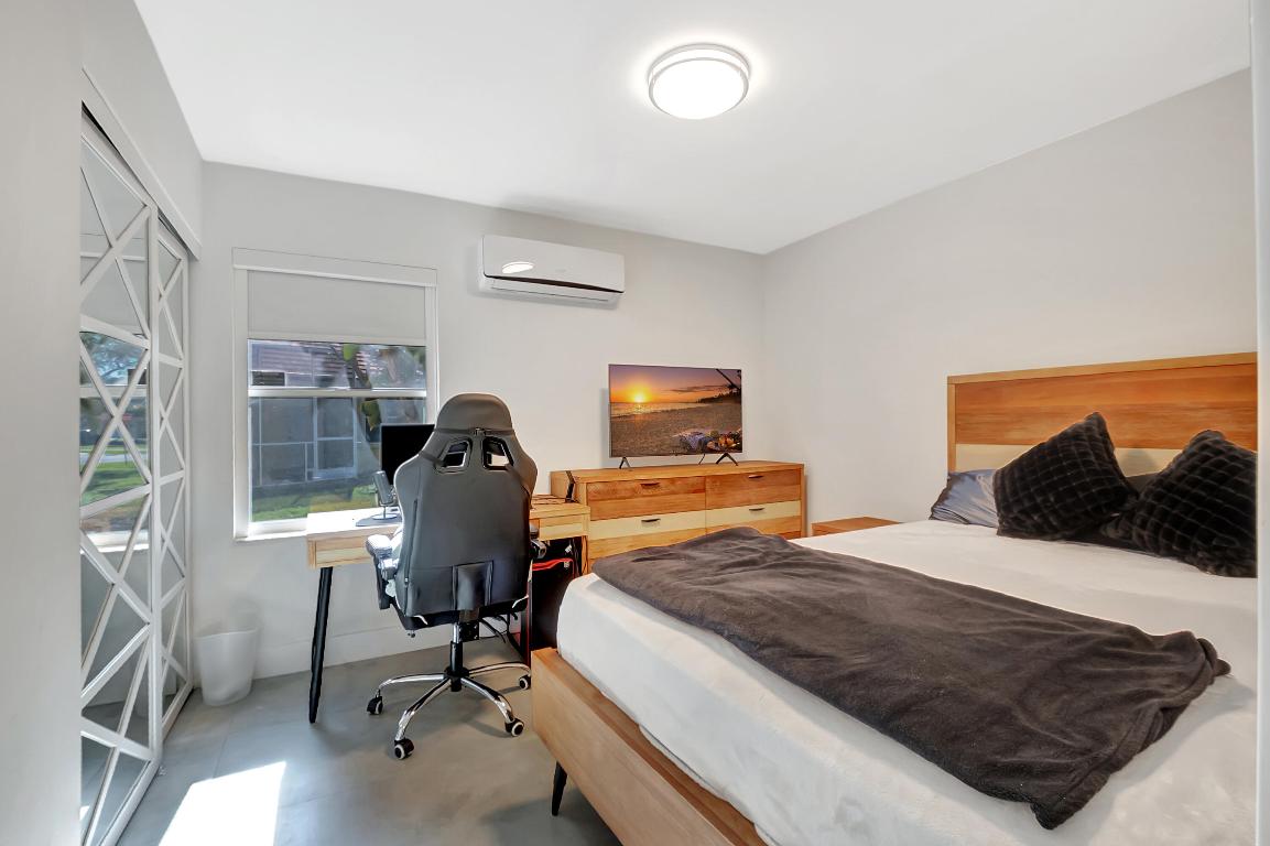 BOCA WINDS PAR D-1 - Residential