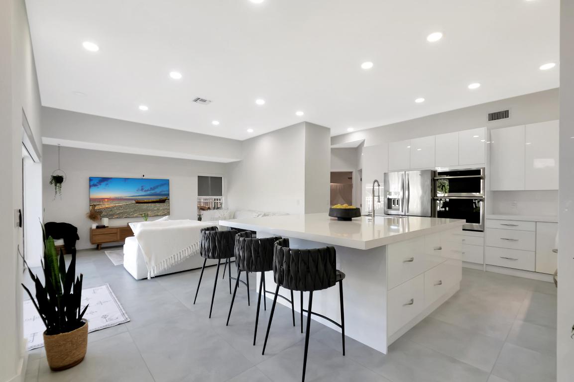 BOCA WINDS PAR D-1 - Residential