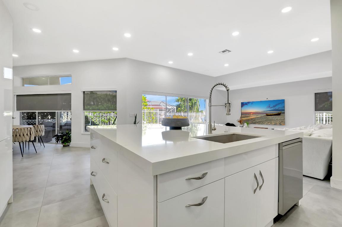 BOCA WINDS PAR D-1 - Residential