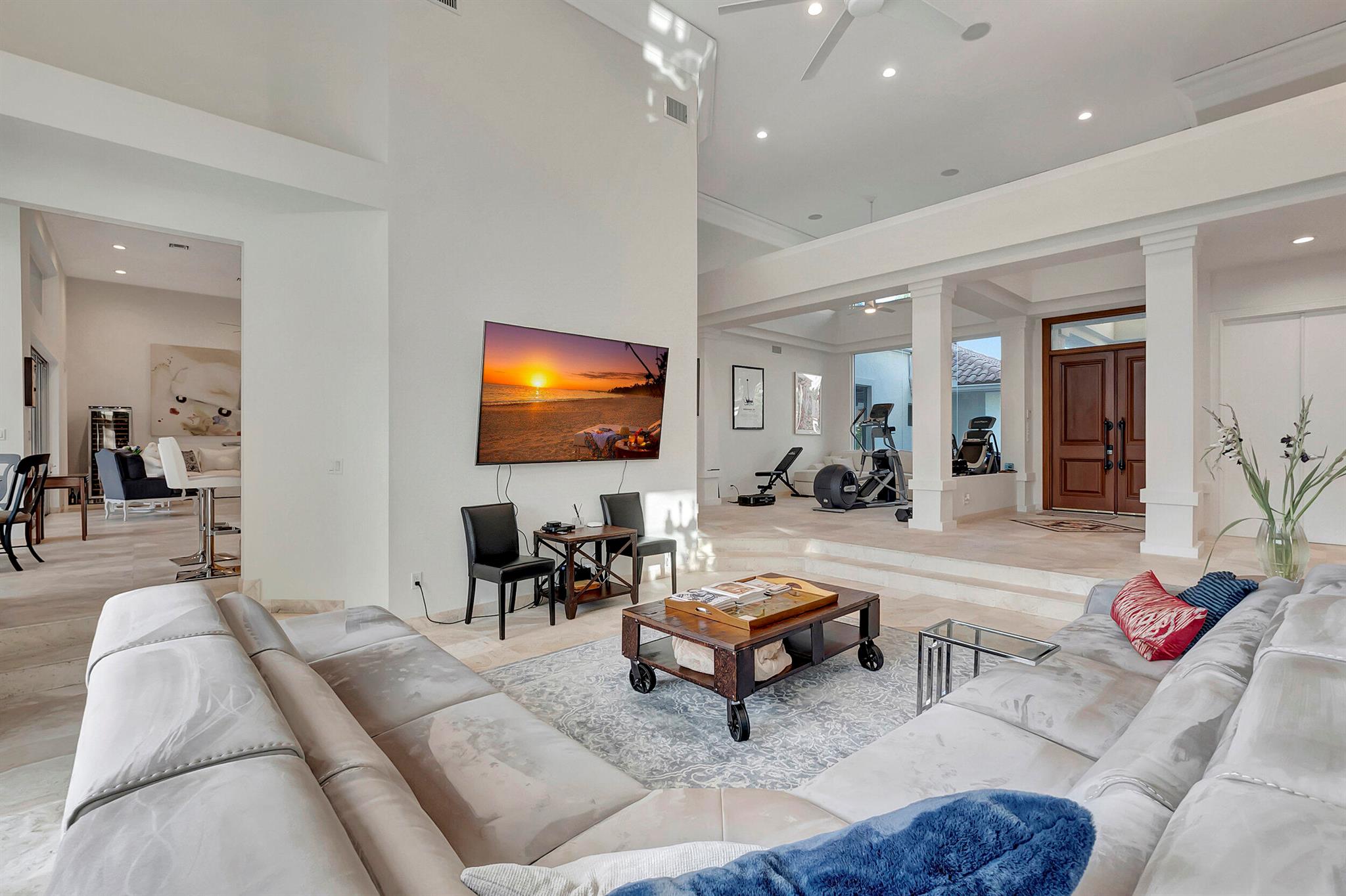 DEVON PLACE - Residential