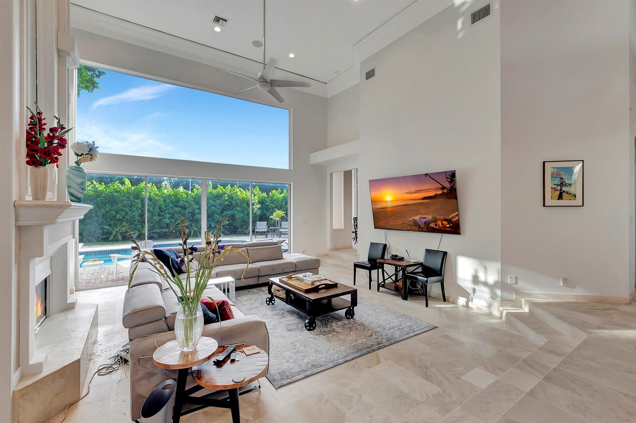 DEVON PLACE - Residential