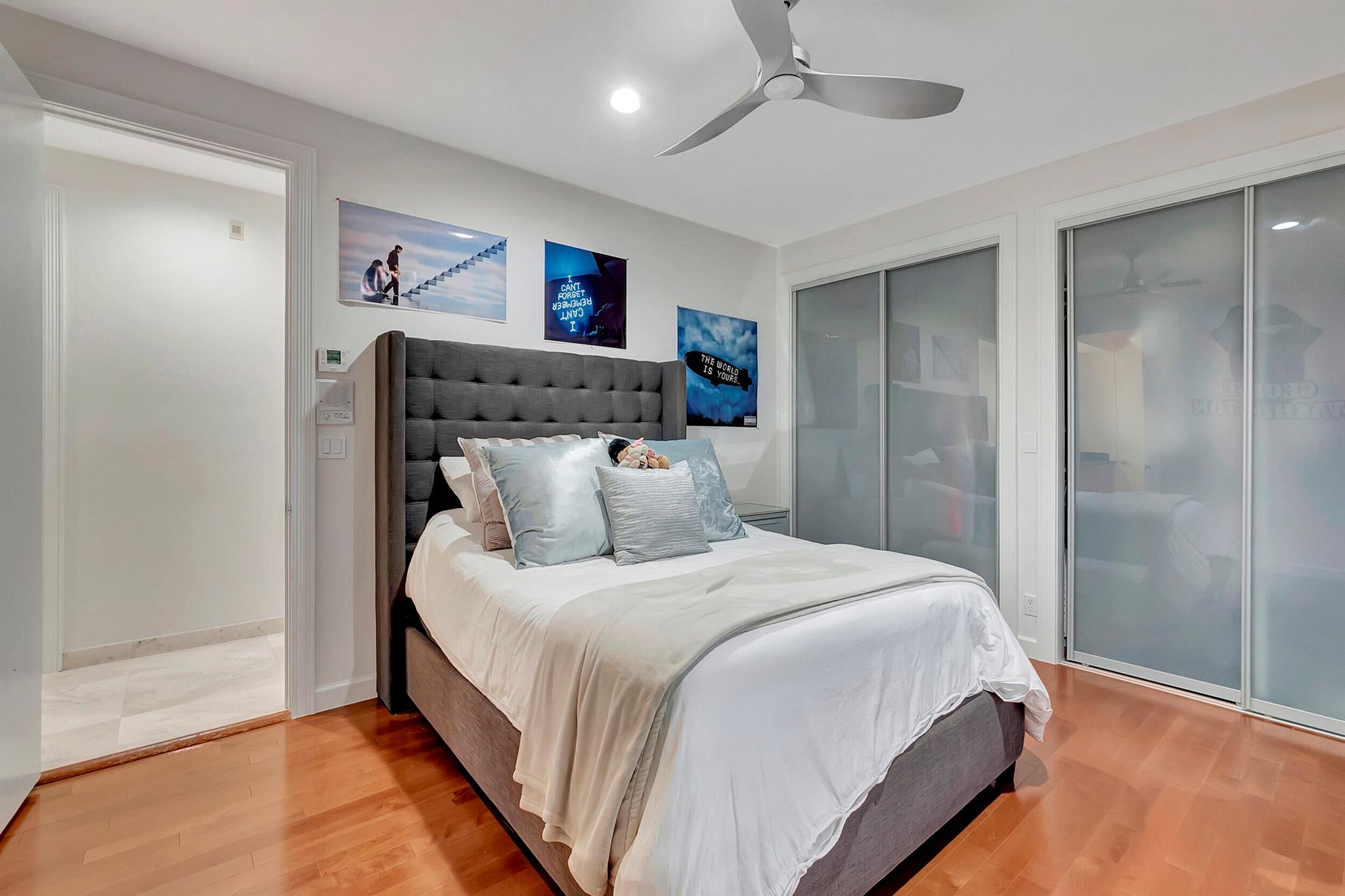 DEVON PLACE - Residential