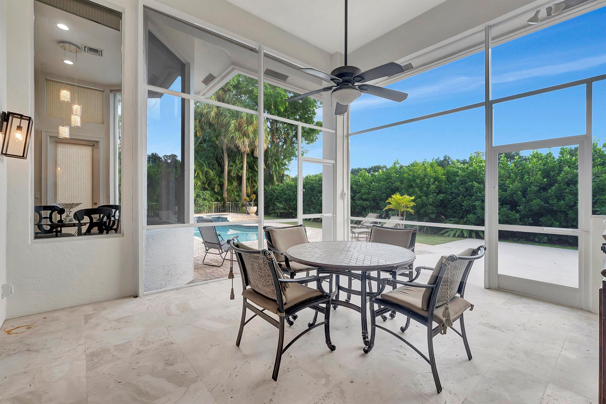 DEVON PLACE - Residential