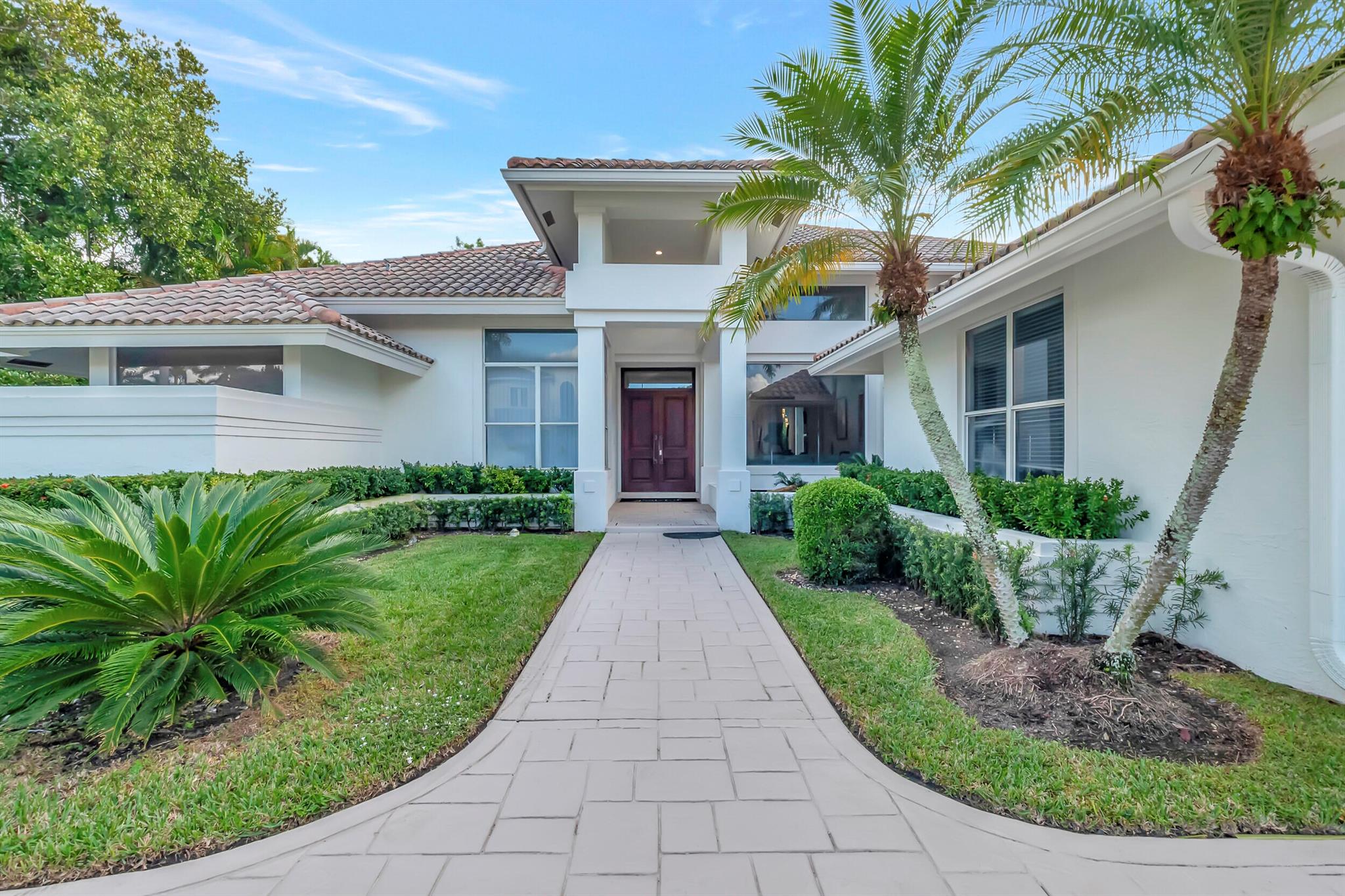 DEVON PLACE - Residential