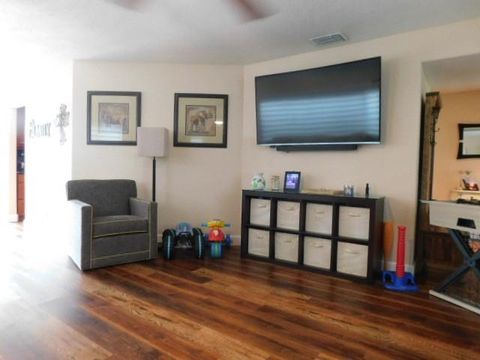 Single Family Residence in Cooper City FL 4911 101st Ave Ave 17.jpg