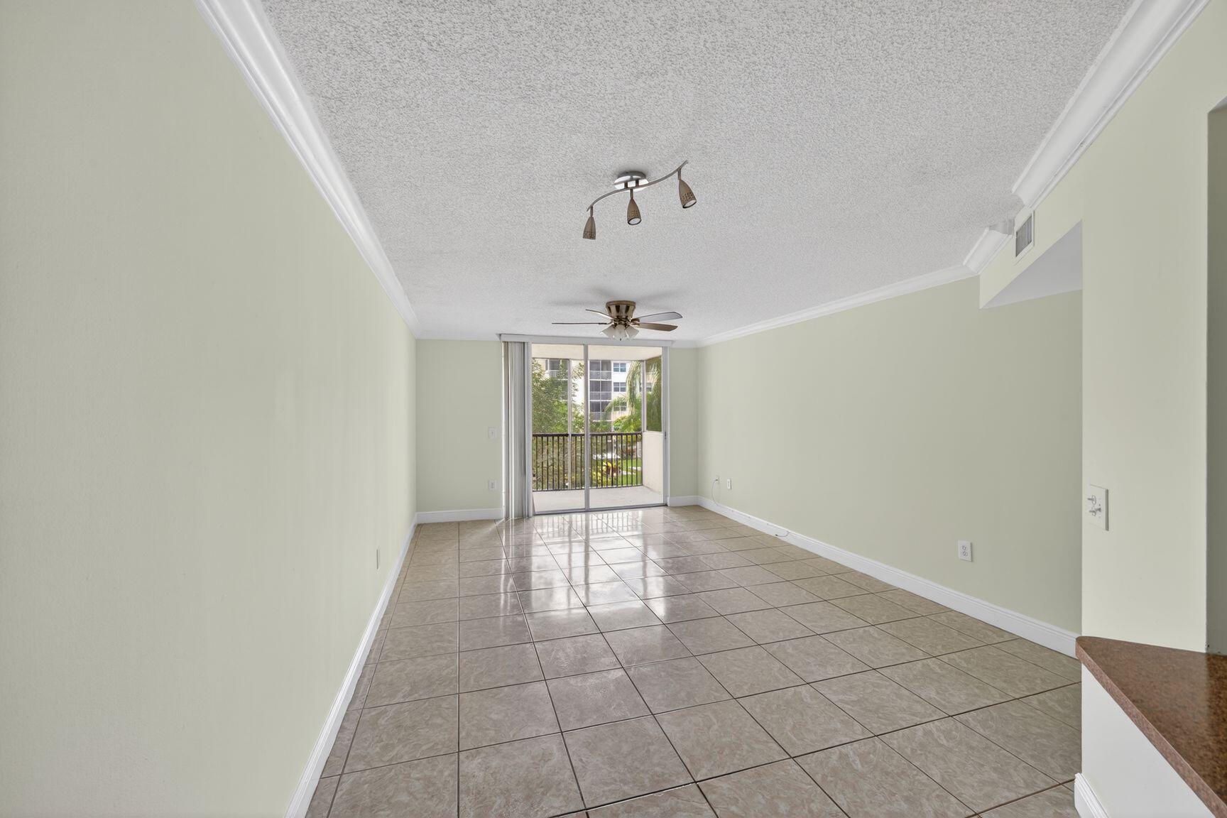 LAS VISTAS AT DORAL CONDO - Residential