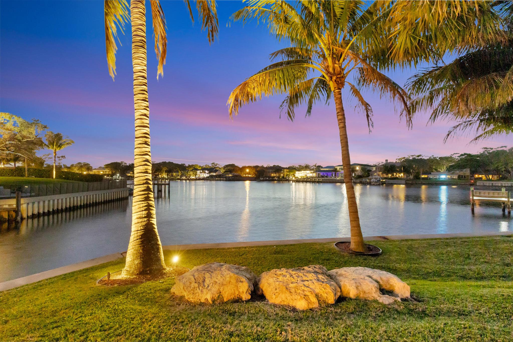 JUNO ISLES PLAT NO 1 LOT - Residential