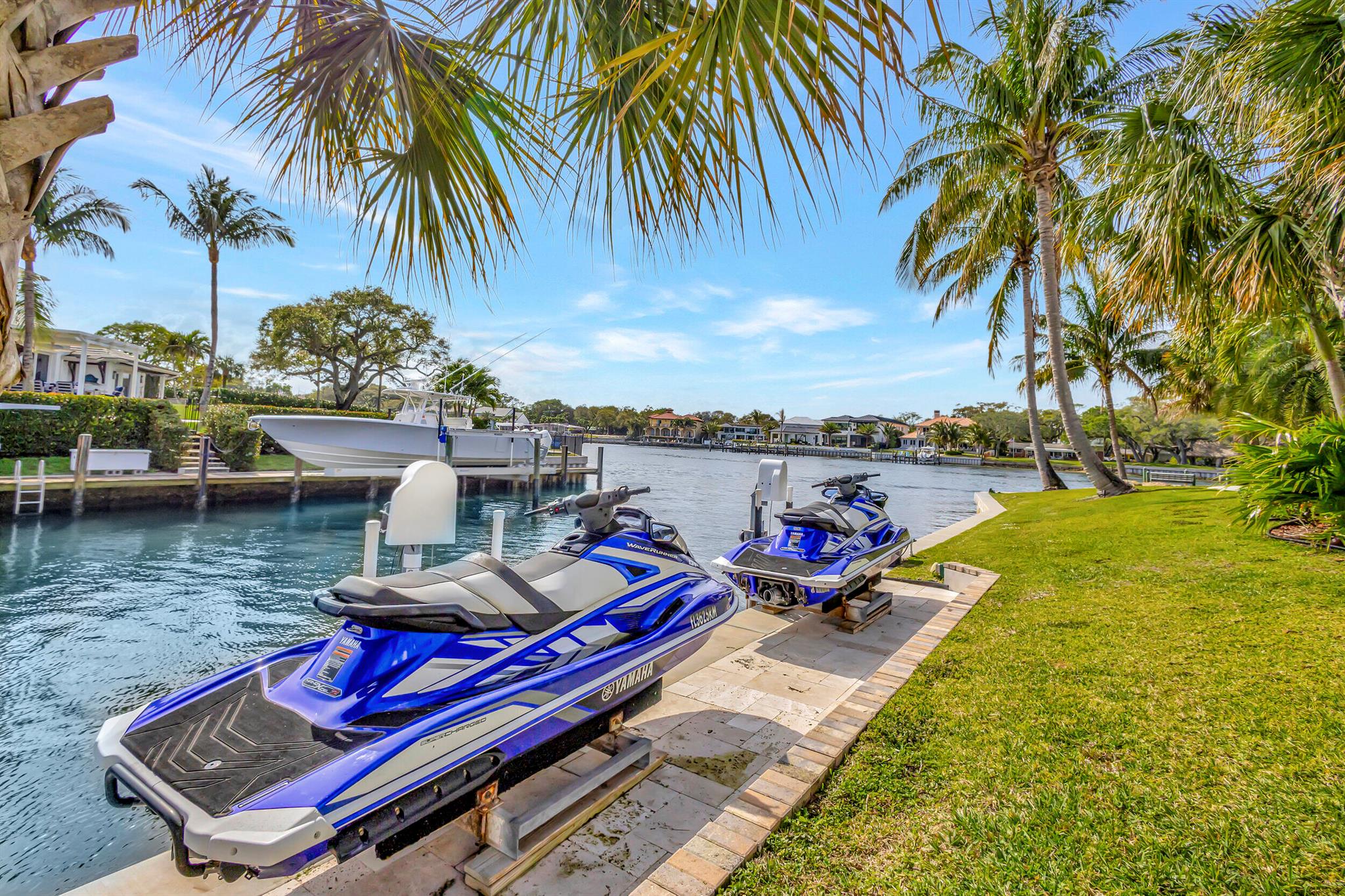 JUNO ISLES PLAT NO 1 LOT - Residential