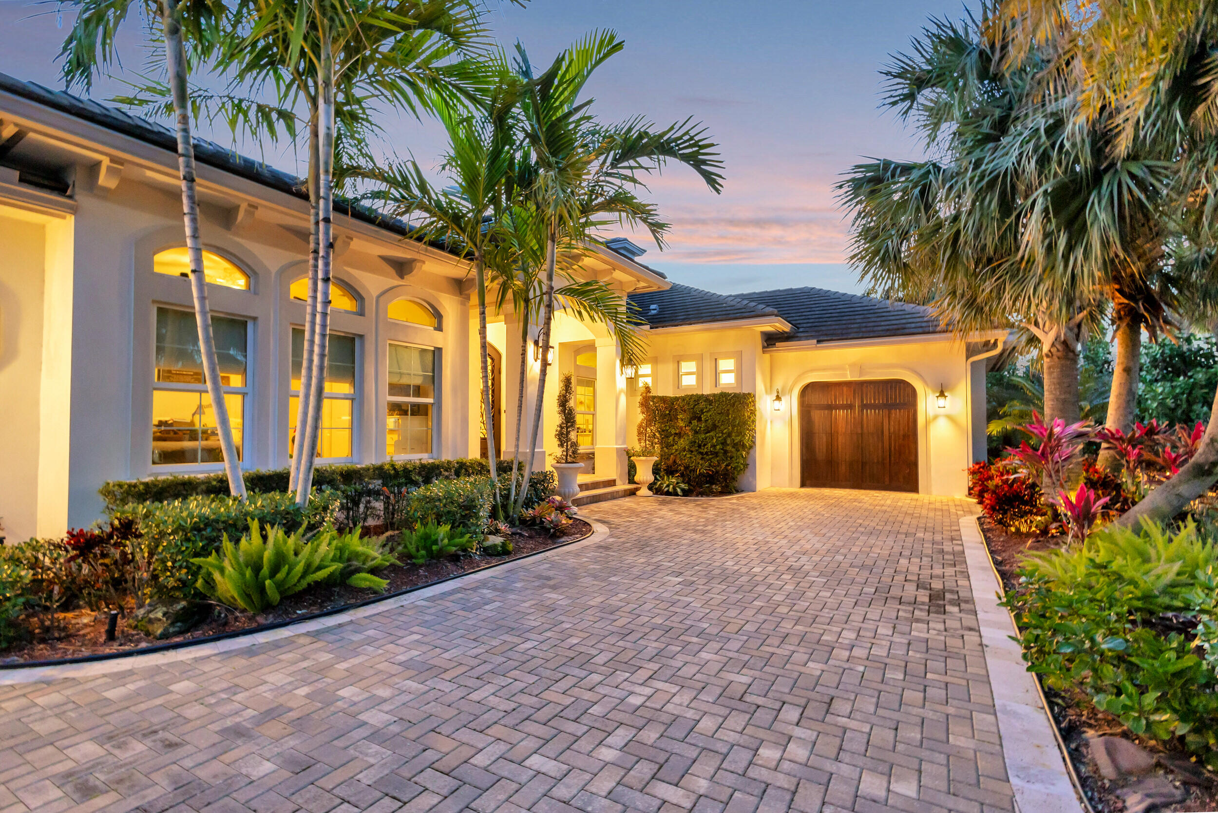 JUNO ISLES PLAT NO 1 LOT 13 BLOCK 1 REPL - Residential