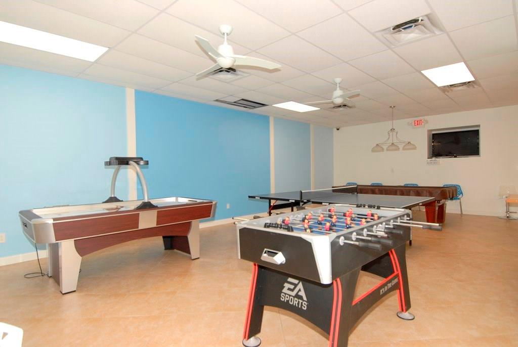 Regency Tower Condo - Residential Lease