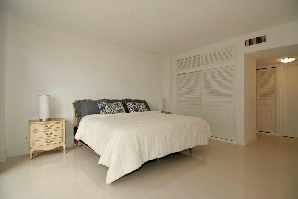 Regency Tower Condo - Residential Lease