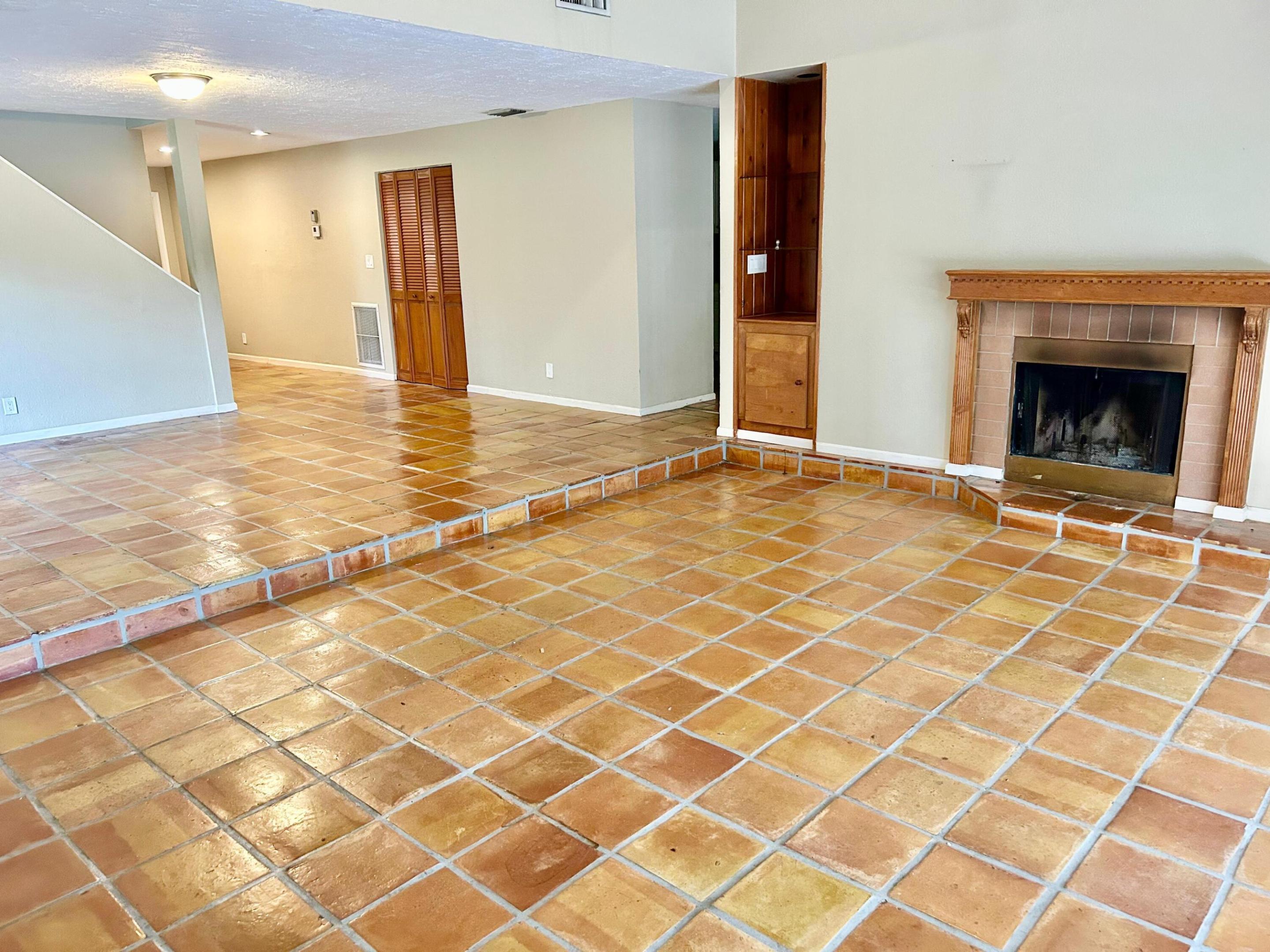 MERIDIANA AT BOCA POINTE I - Residential