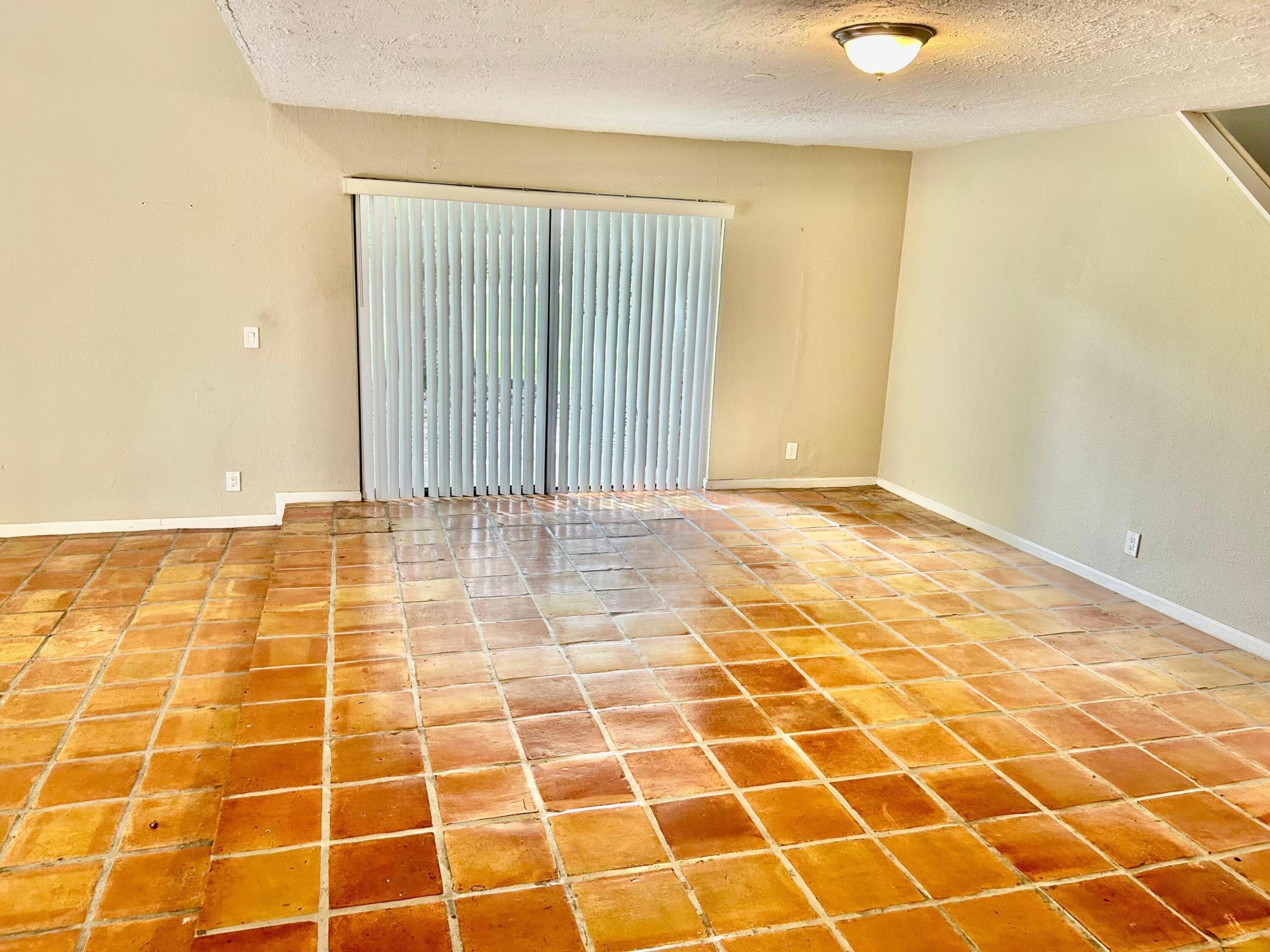 MERIDIANA AT BOCA POINTE I - Residential