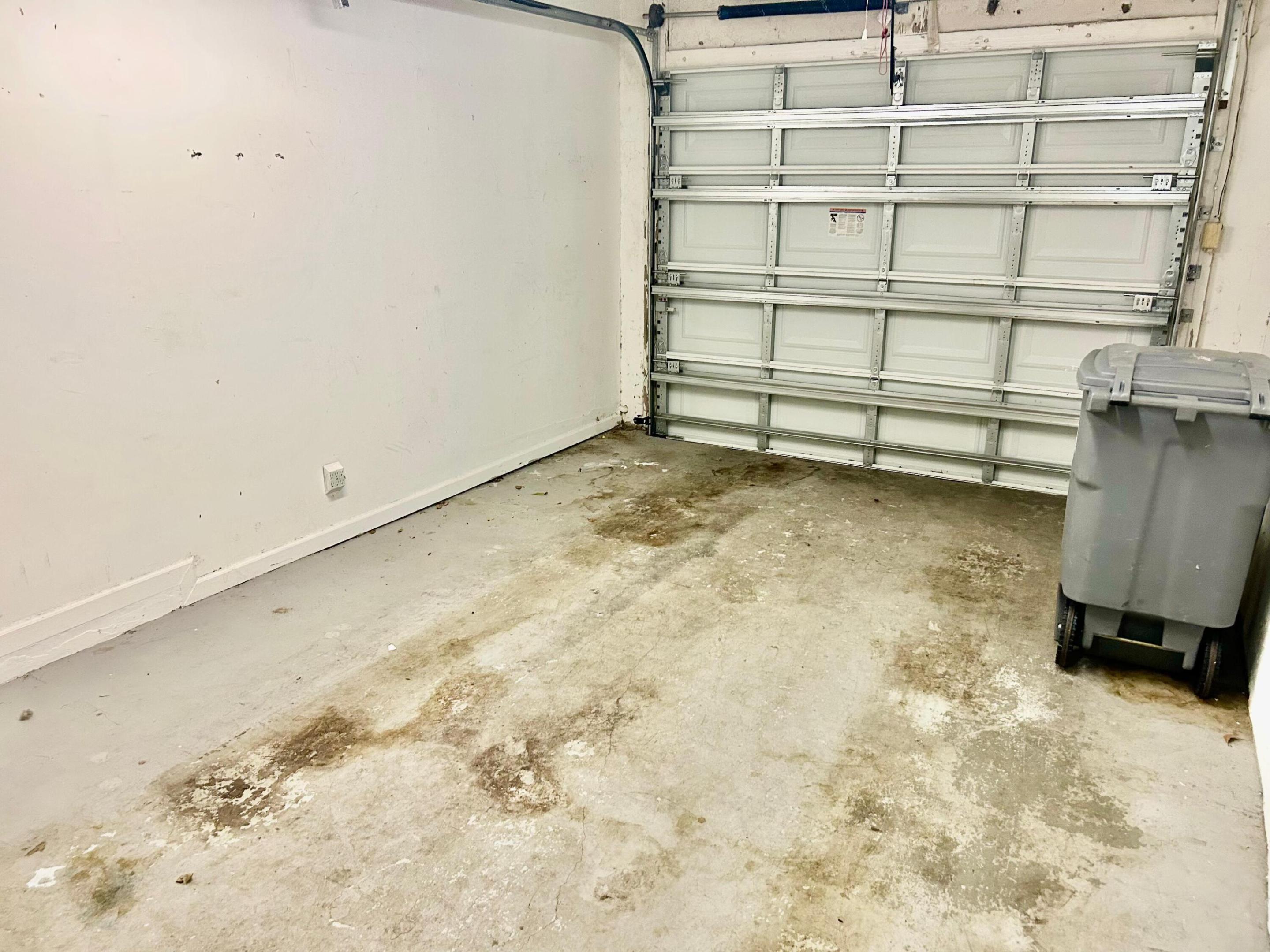 MERIDIANA AT BOCA POINTE I - Residential