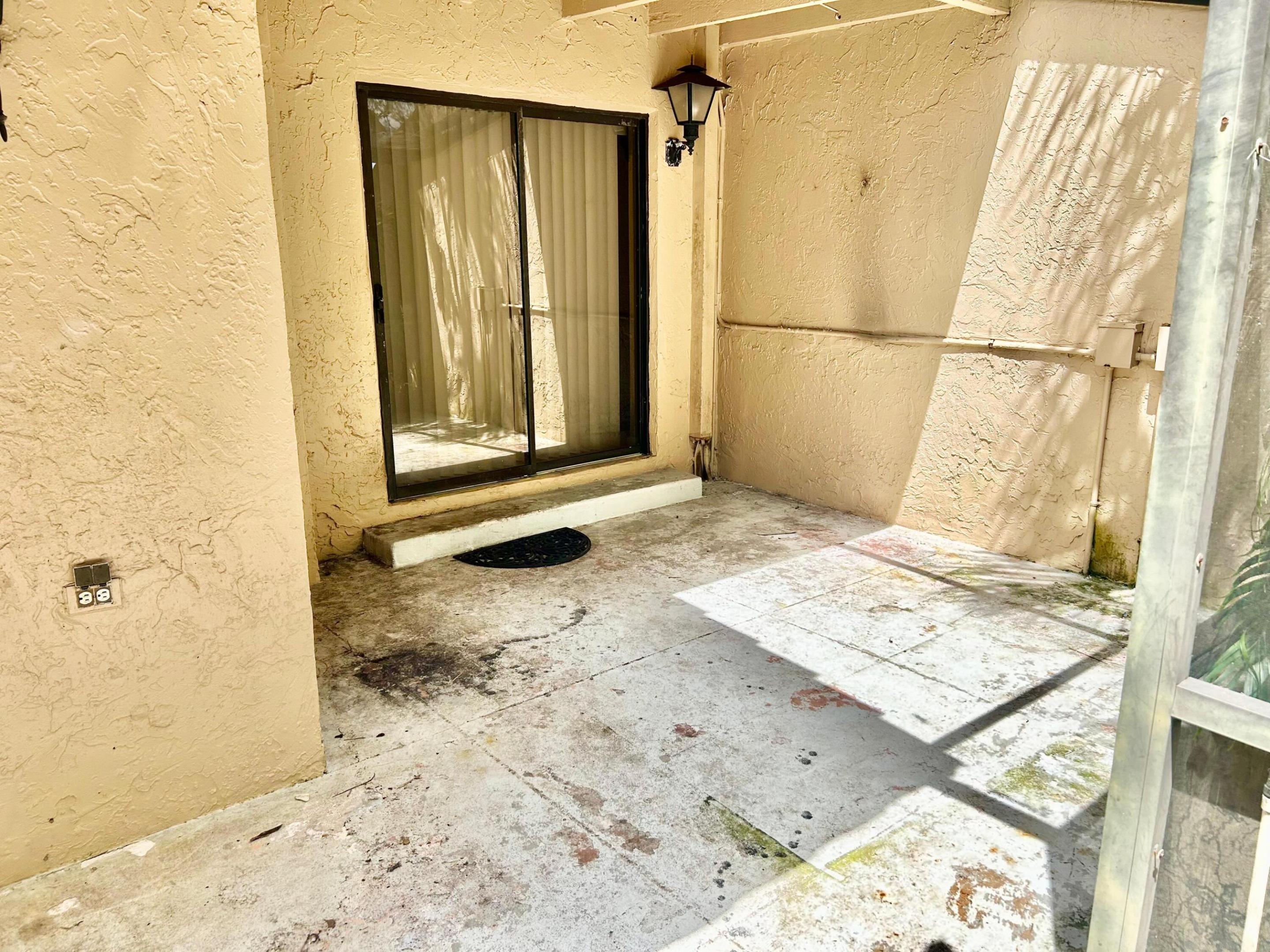 MERIDIANA AT BOCA POINTE I - Residential