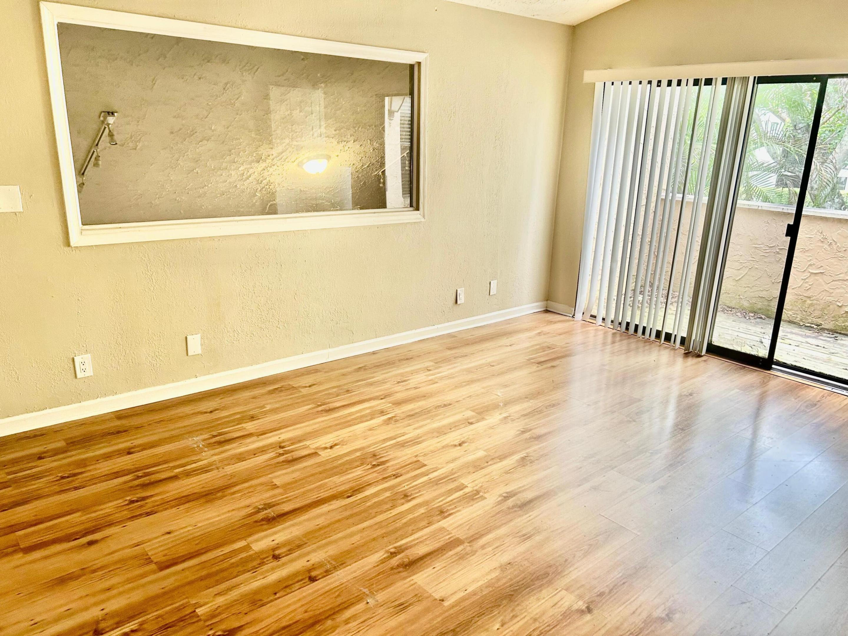 MERIDIANA AT BOCA POINTE I - Residential