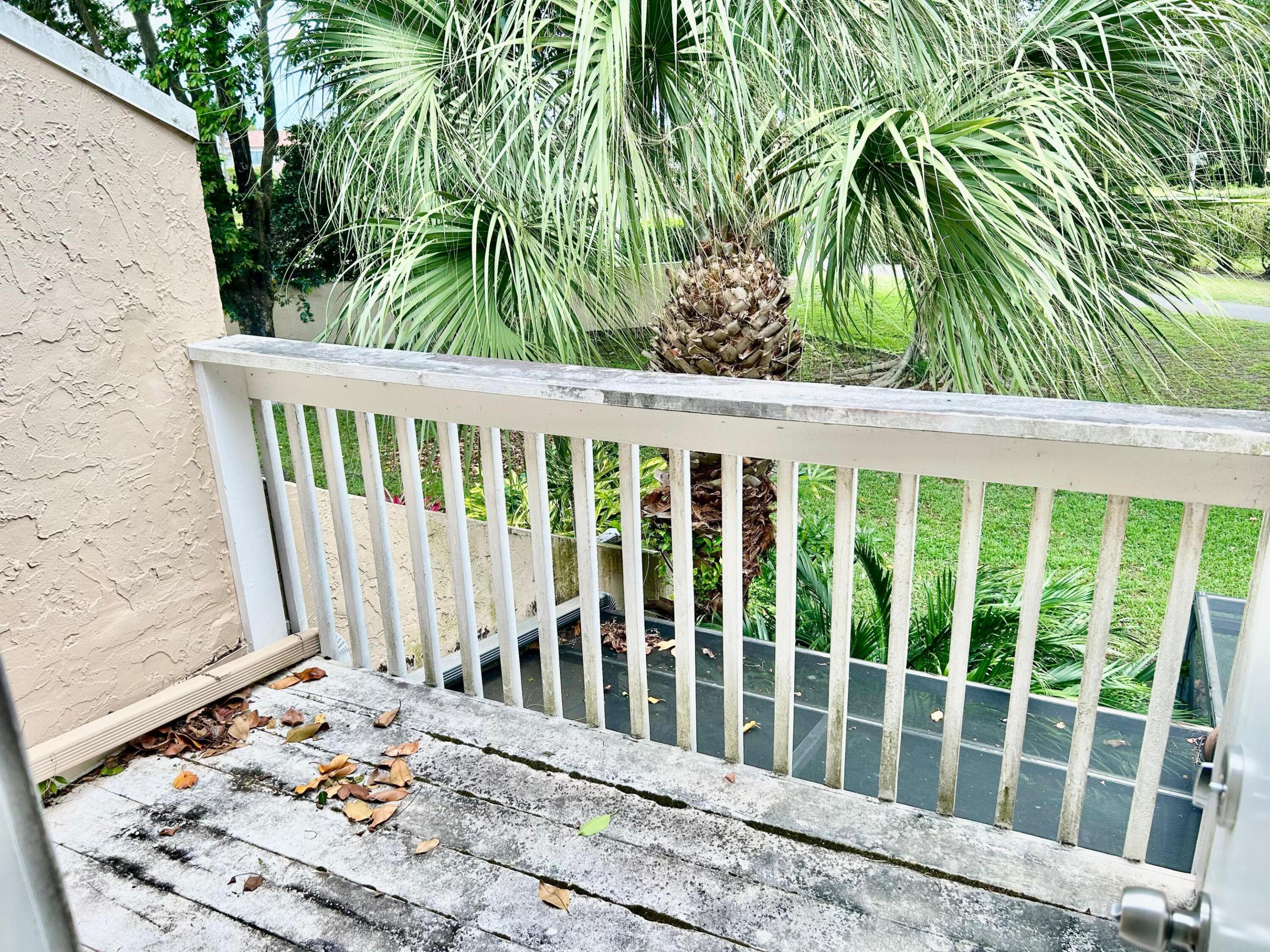 MERIDIANA AT BOCA POINTE I - Residential