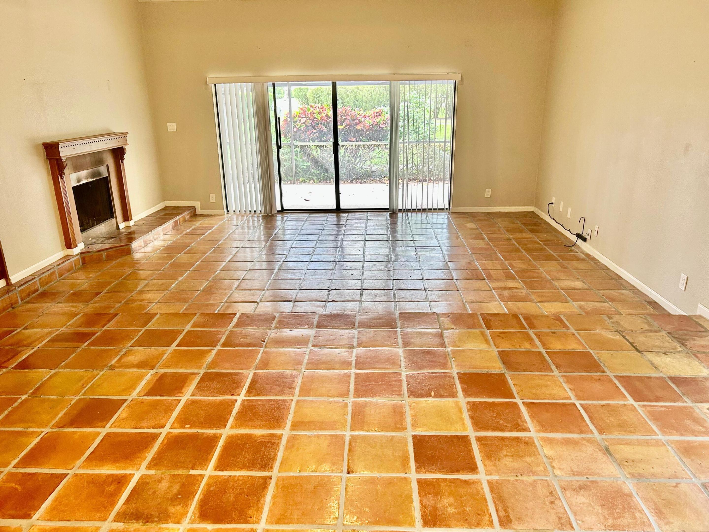 MERIDIANA AT BOCA POINTE I - Residential