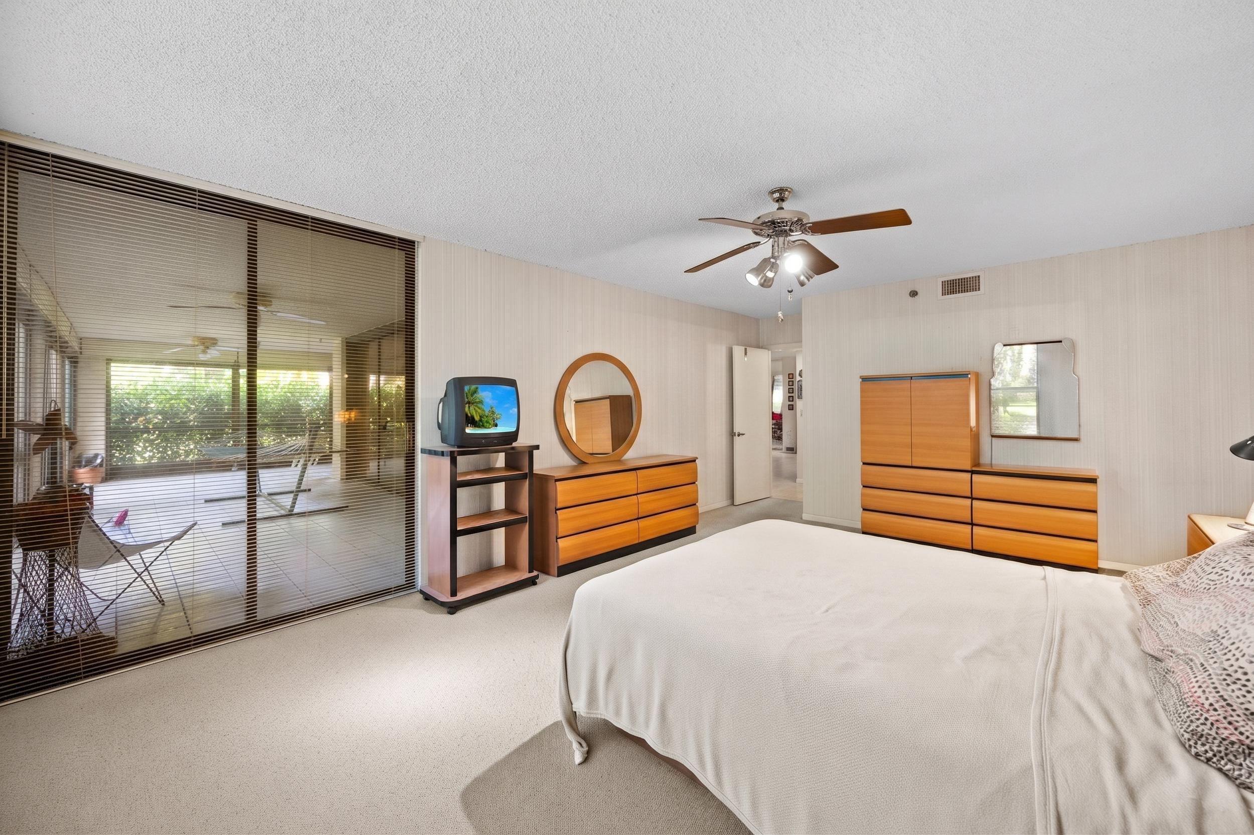 PROMENADE AT BOCA POINTE CONDOS 1,2 AND 3 IN OR413 - Residential