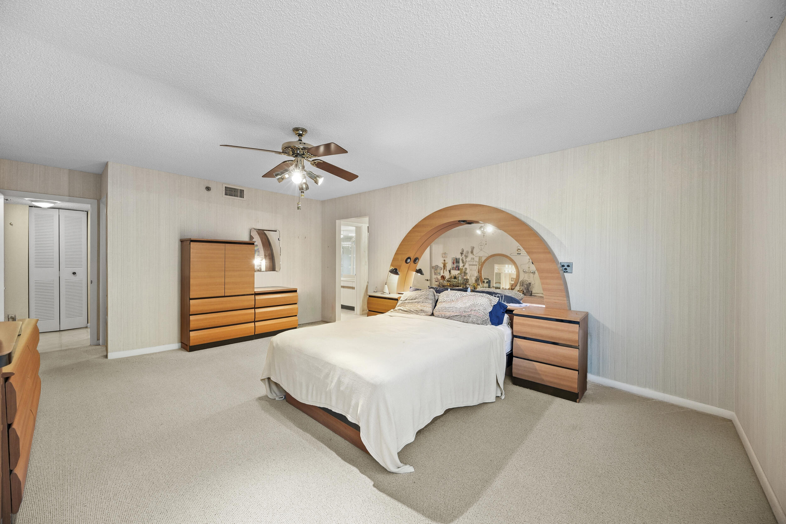 PROMENADE AT BOCA POINTE CONDOS 1,2 AND 3 IN OR413 - Residential