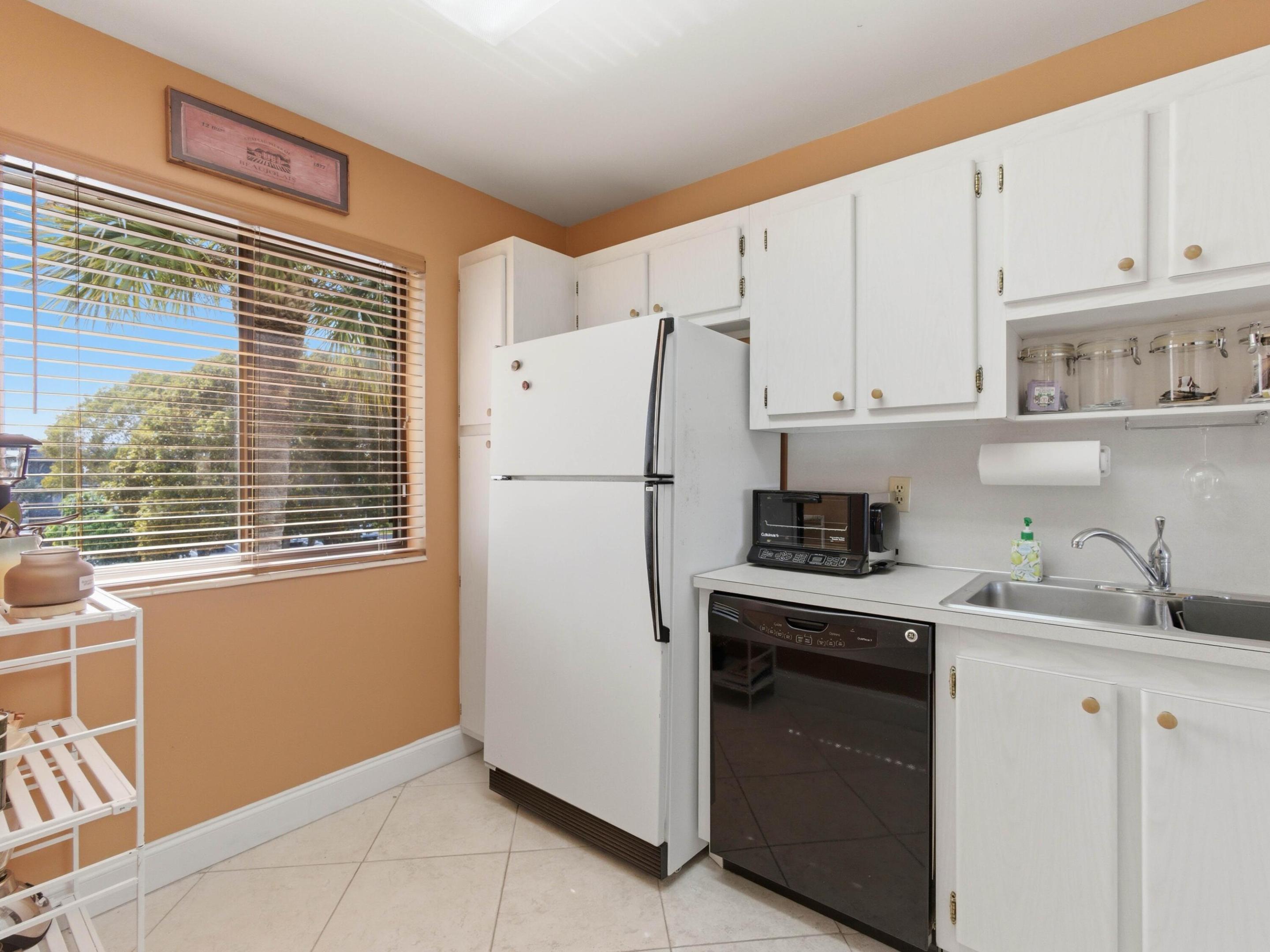 4100 Tivoli Court 301