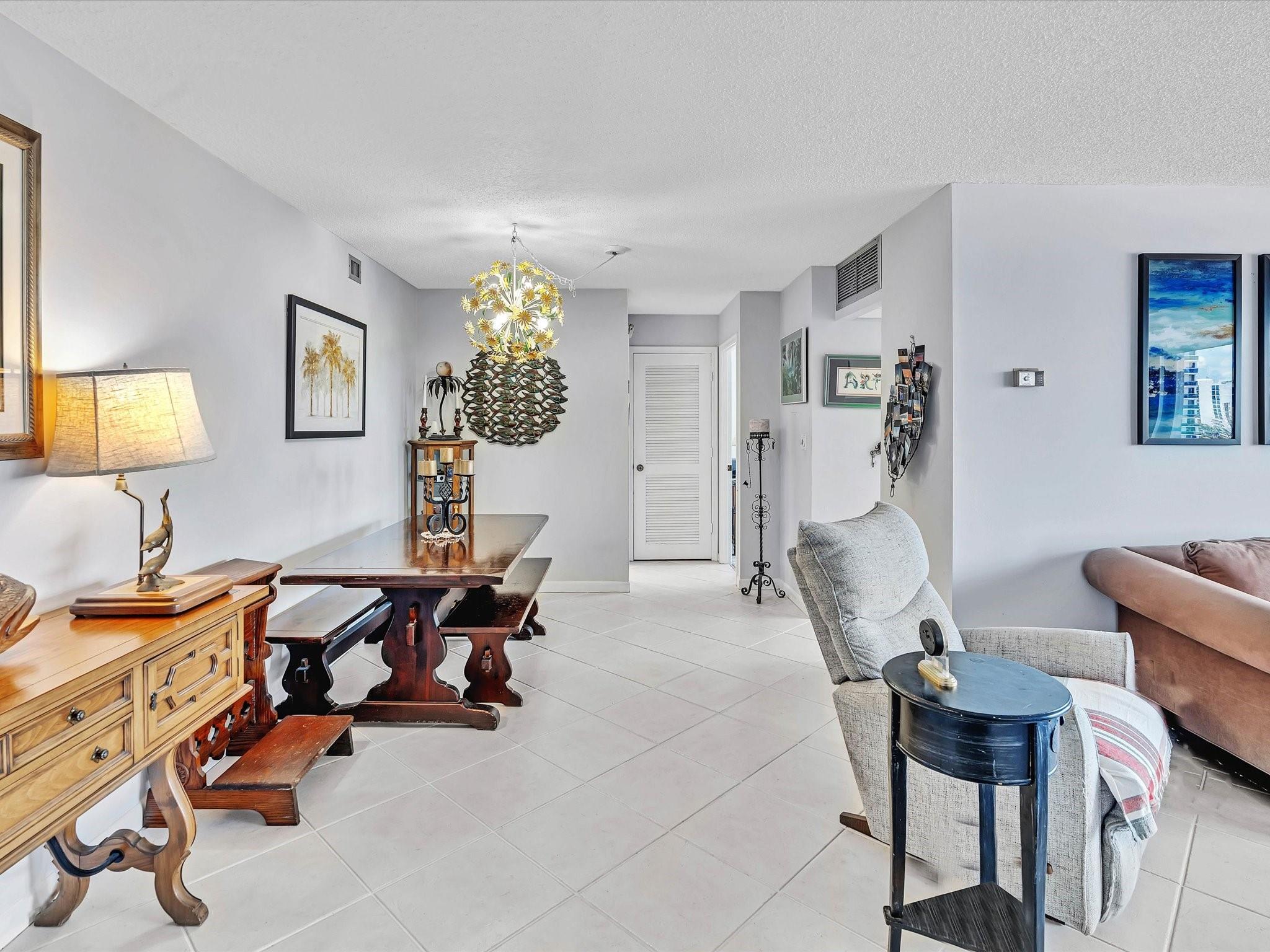 2841 N Ocean Blvd 809