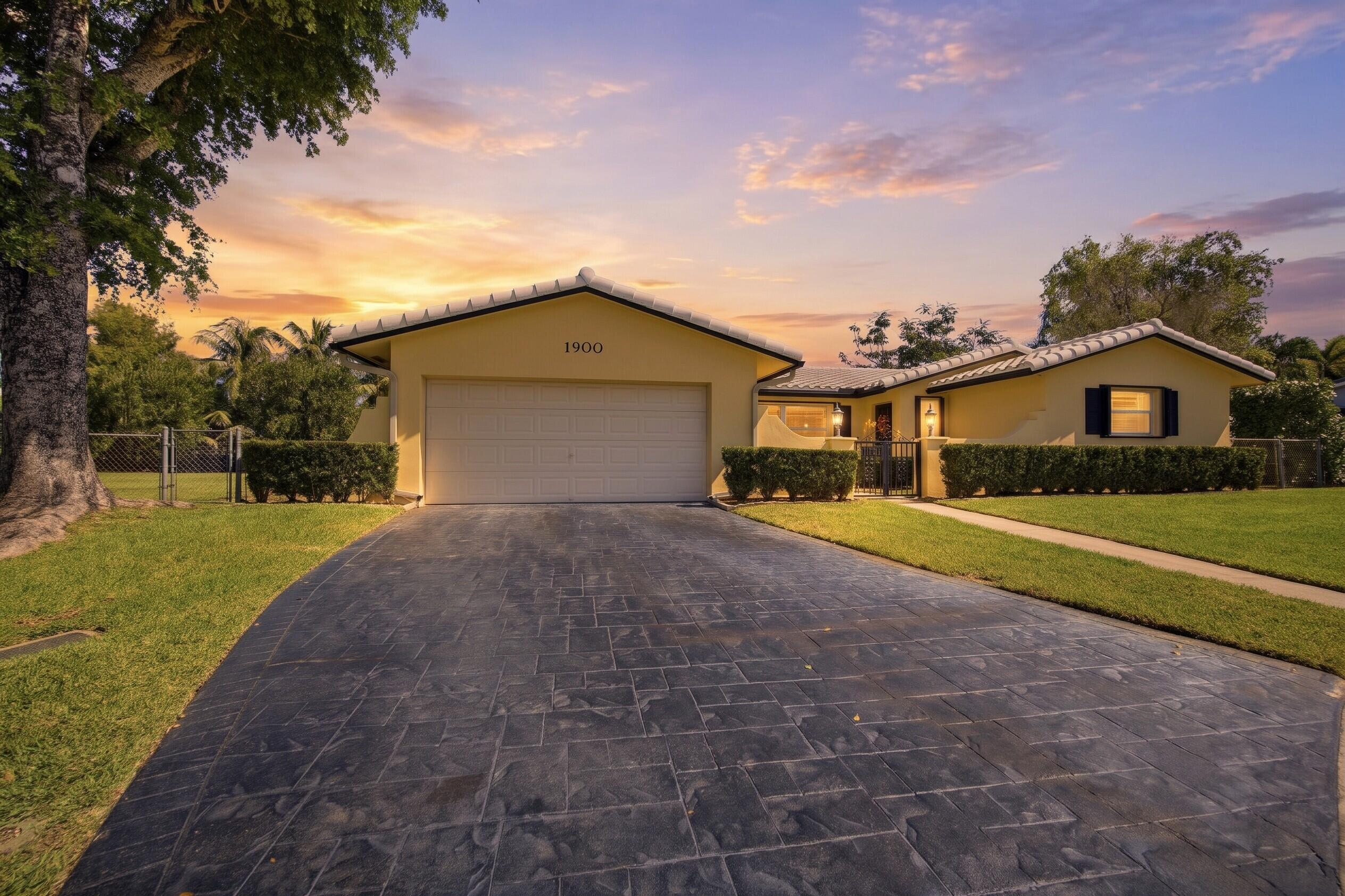 1900 NW 43RD Street