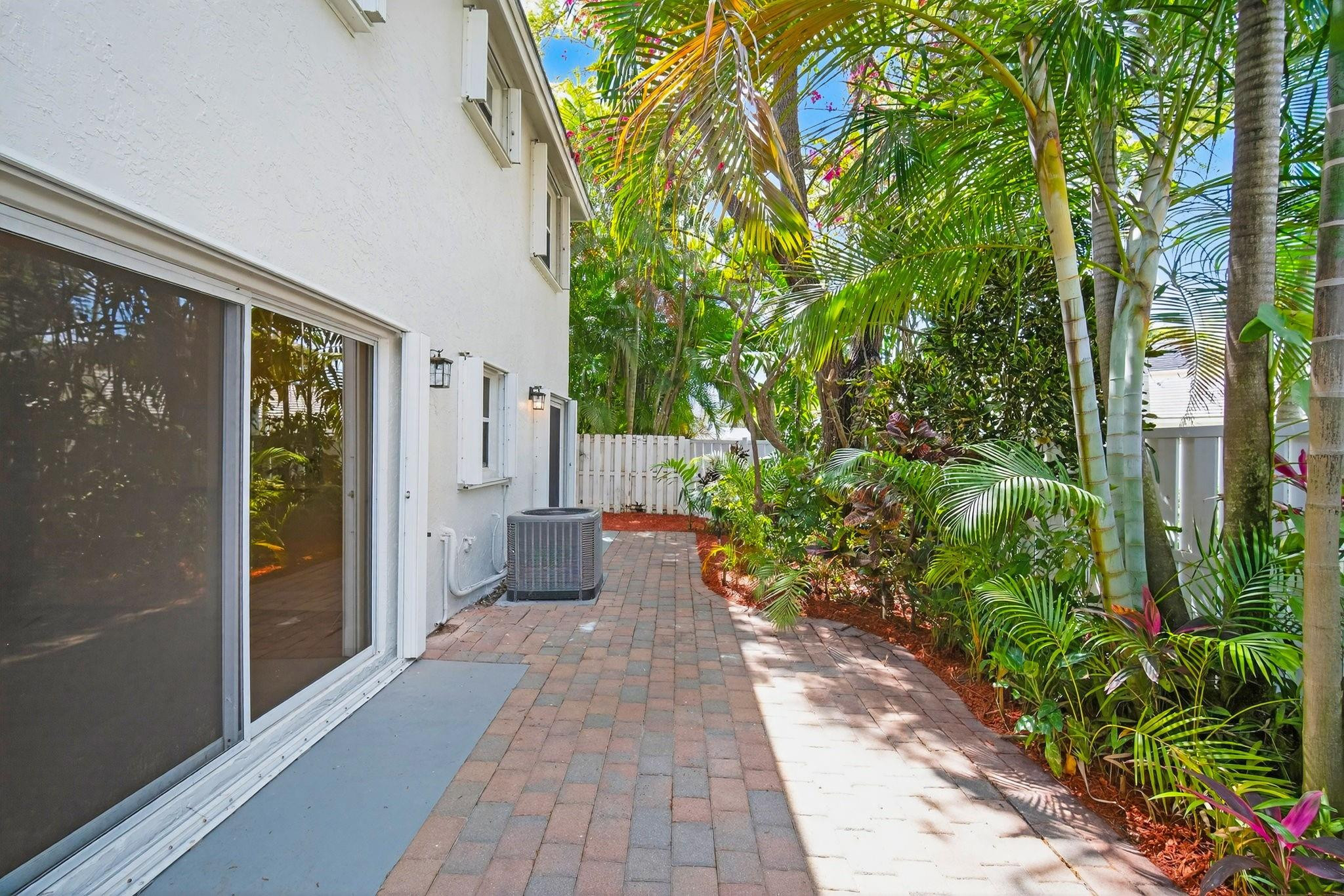 Jacaranda Prcl 608 123-15 - Residential