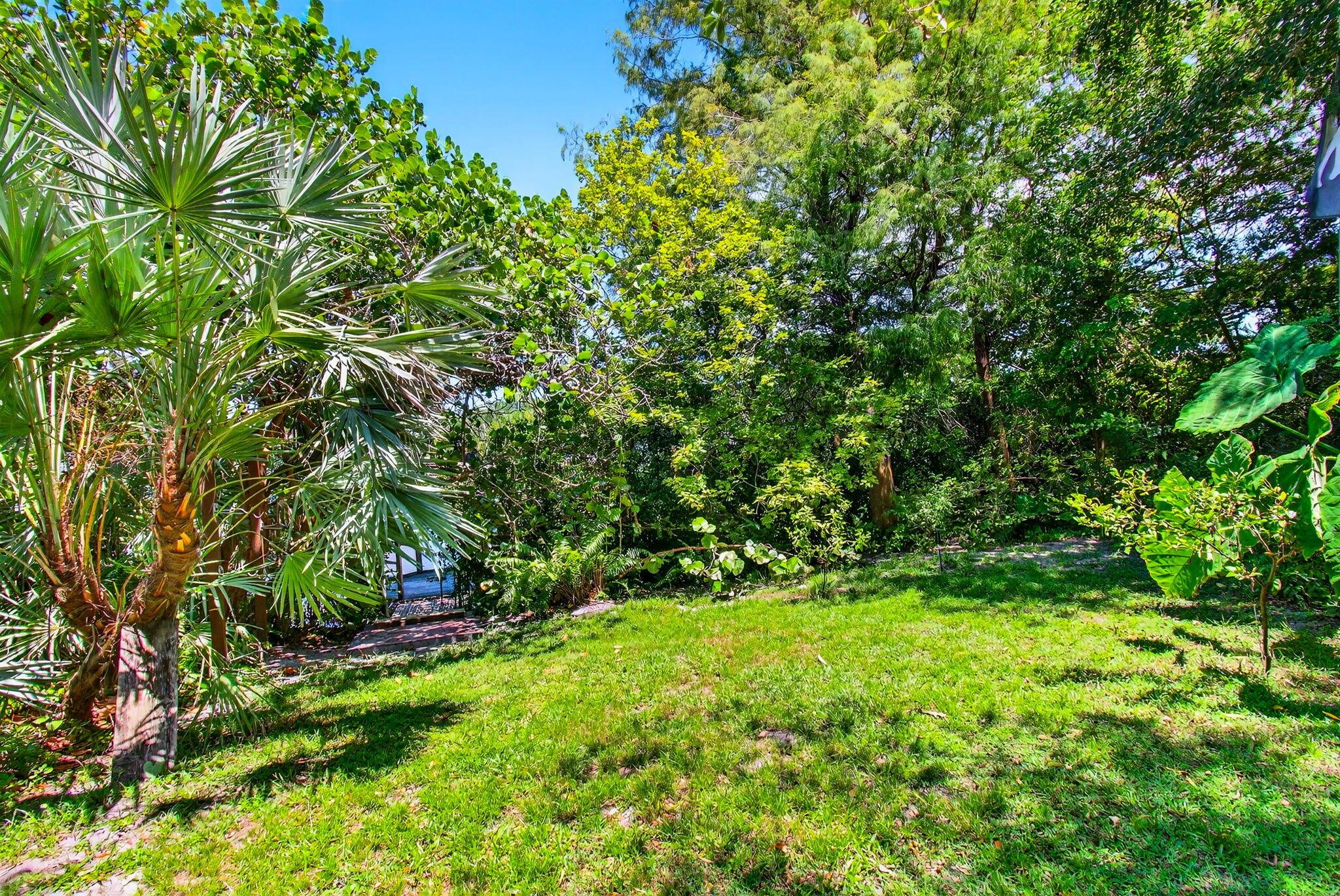 West Palm Beach, Florida, 33406, United States, 4 Bedrooms Bedrooms, ,4 BathroomsBathrooms,Residential,Active,1943728