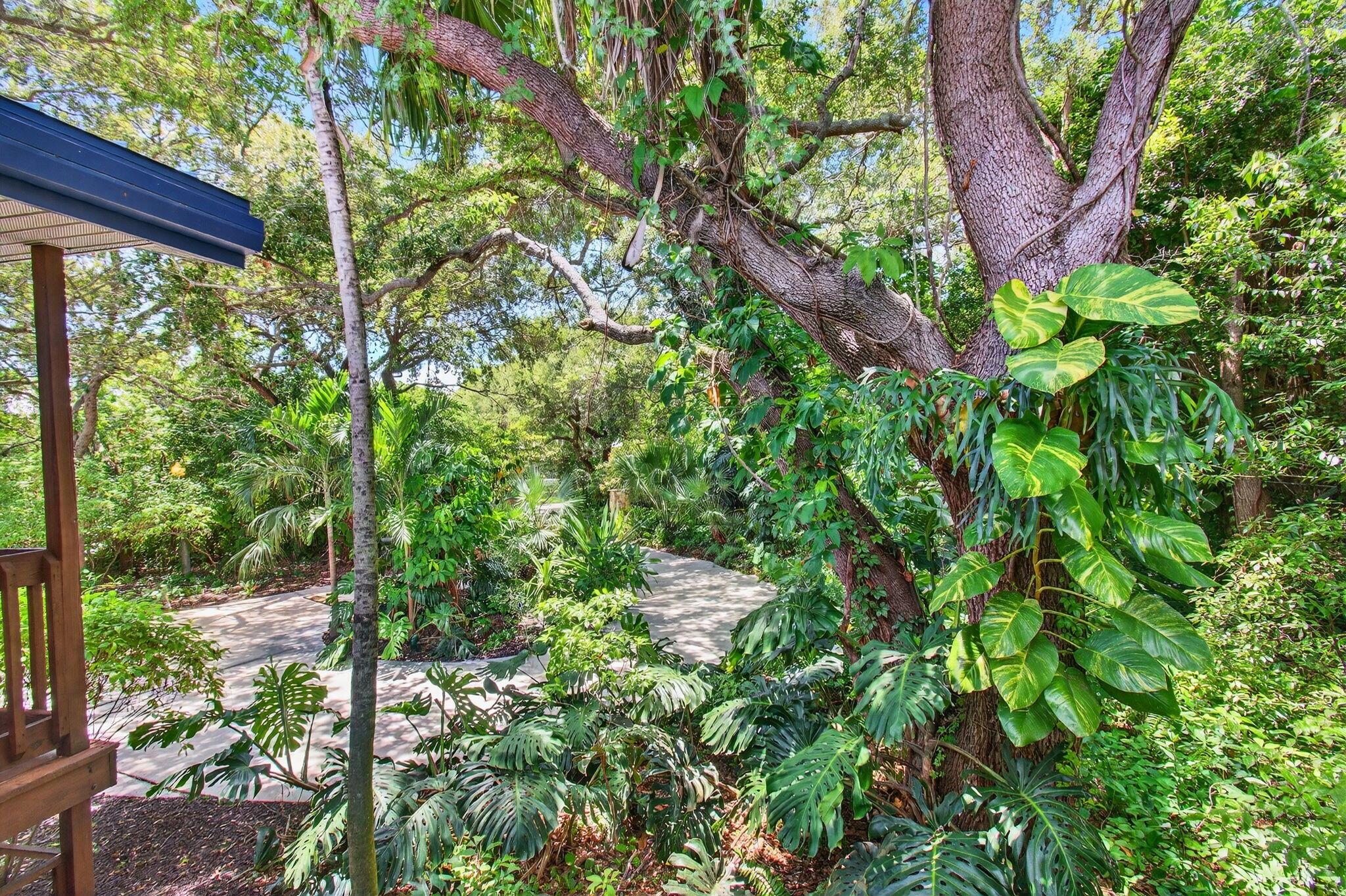 West Palm Beach, Florida, 33406, United States, 4 Bedrooms Bedrooms, ,4 BathroomsBathrooms,Residential,Active,1943728