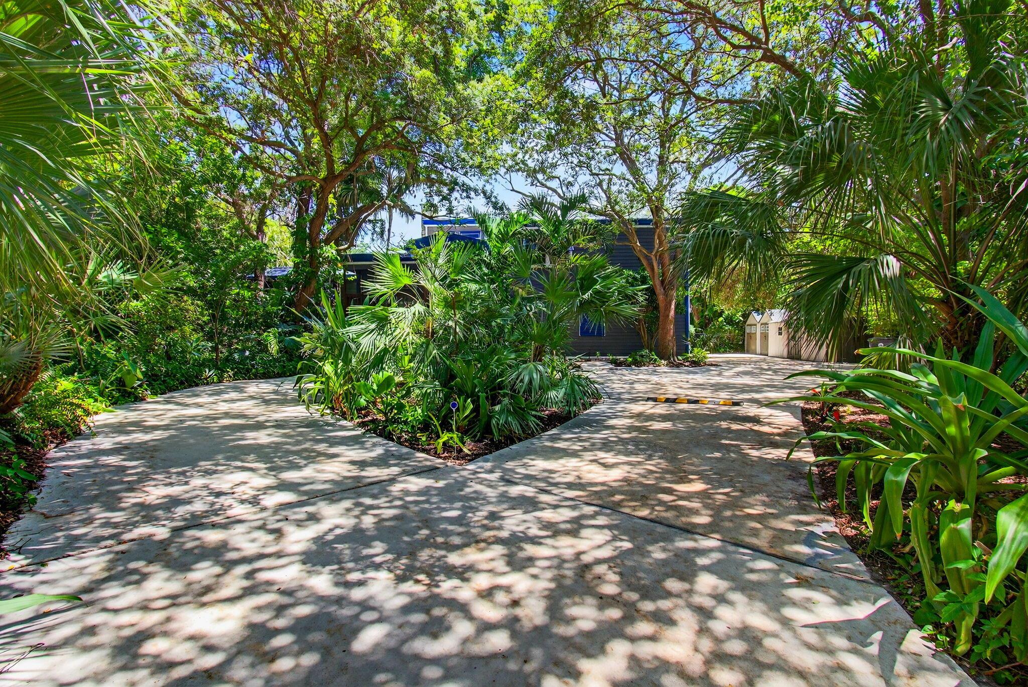 West Palm Beach, Florida, 33406, United States, 4 Bedrooms Bedrooms, ,4 BathroomsBathrooms,Residential,Active,1943728