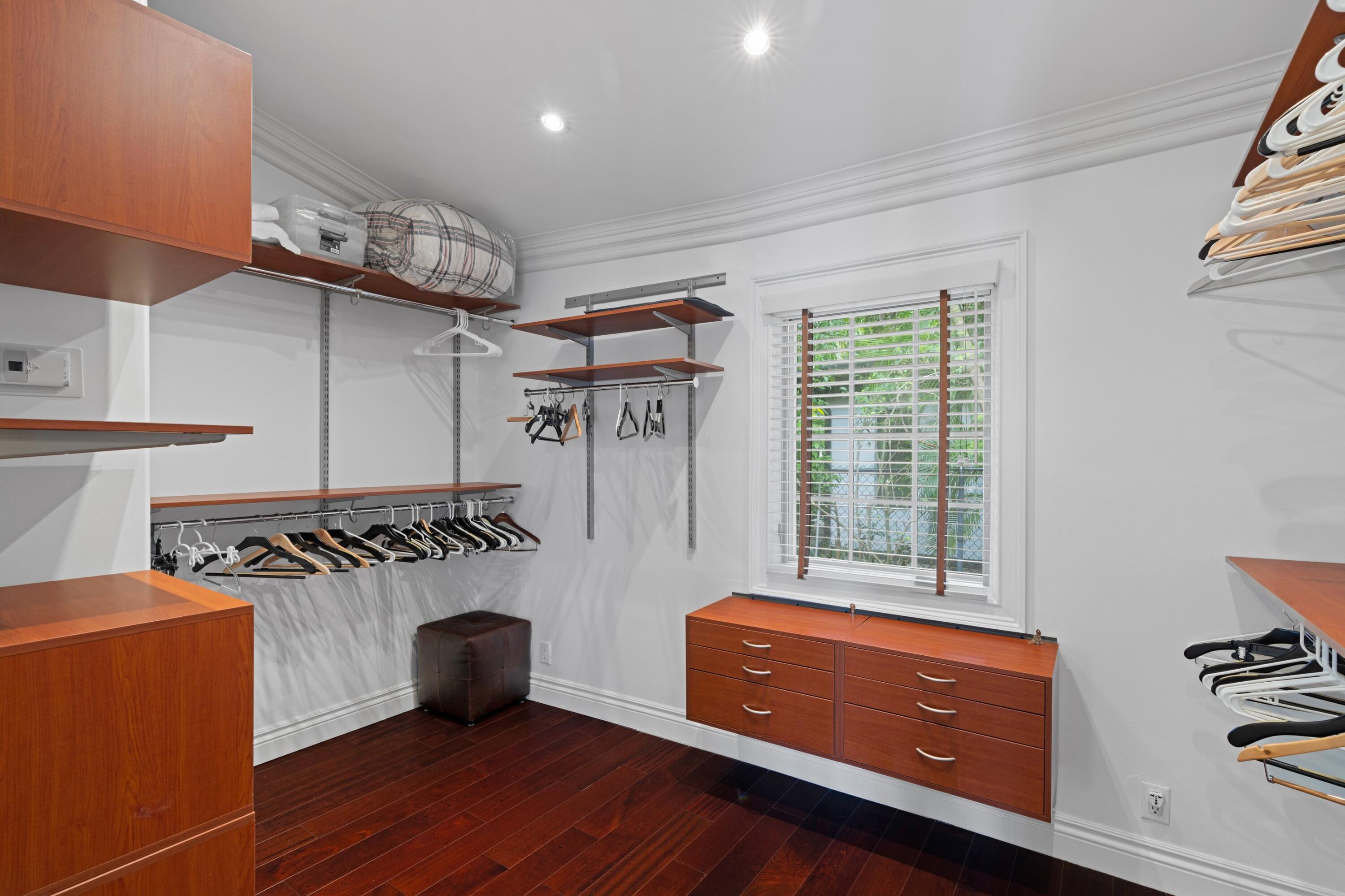 SEAGATE EXT - Residential