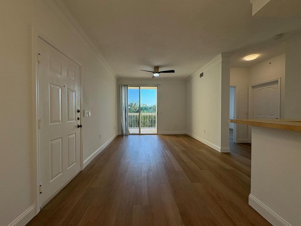 Photo of 1306 E Myrtlewood Circle E #1306, Palm Beach Gardens, FL 33418 (MLS # R11072872)