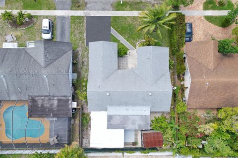 1318 SW 82nd Ter North Lauderdale FL 33068