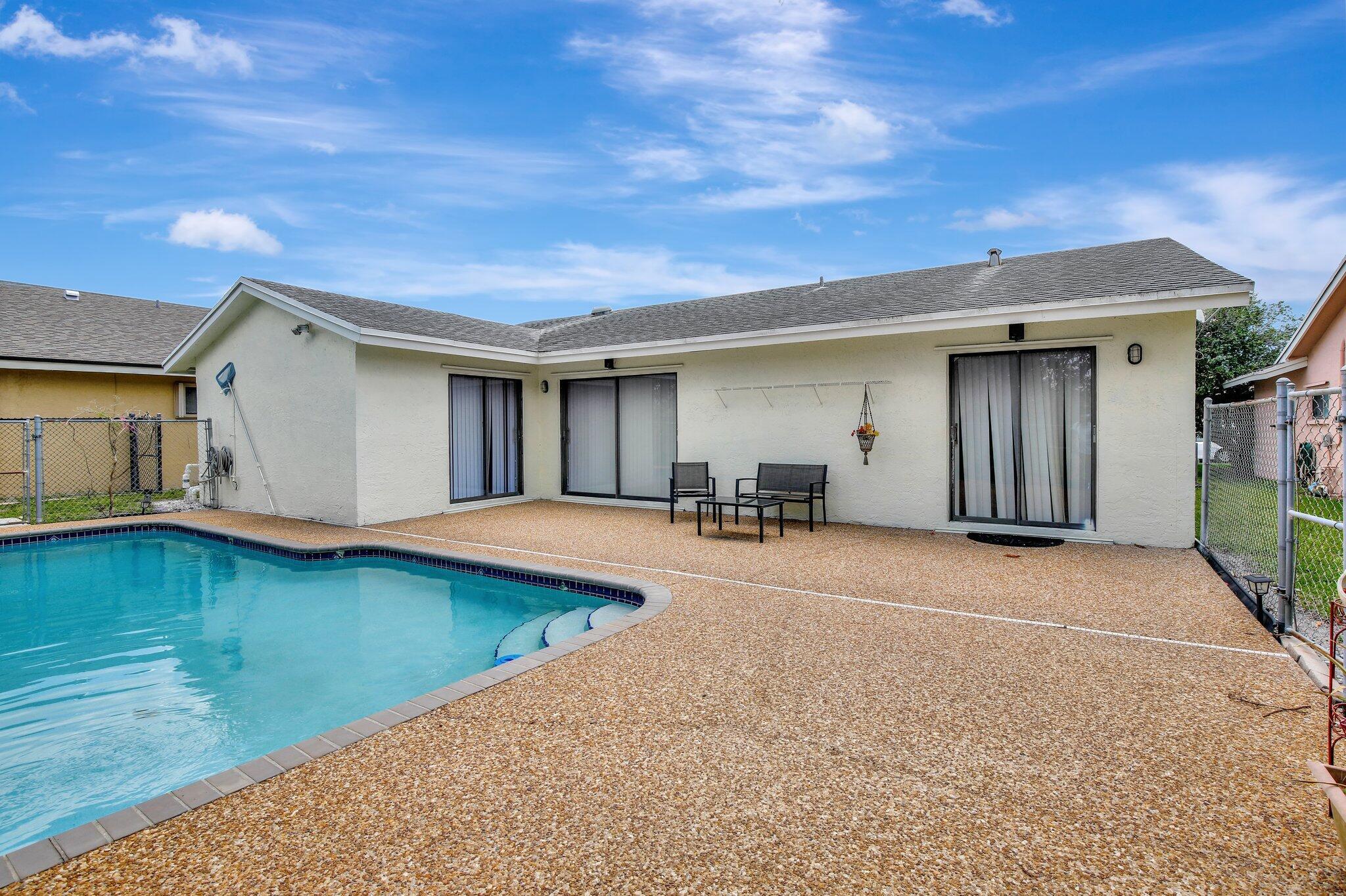 NOB HILL VILLAGE - Residential Lease