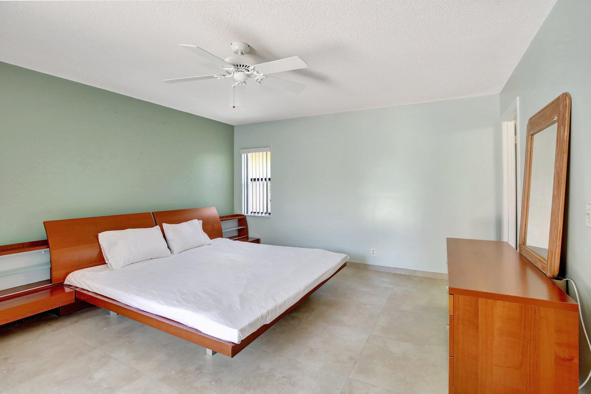 NOB HILL VILLAGE - Residential Lease