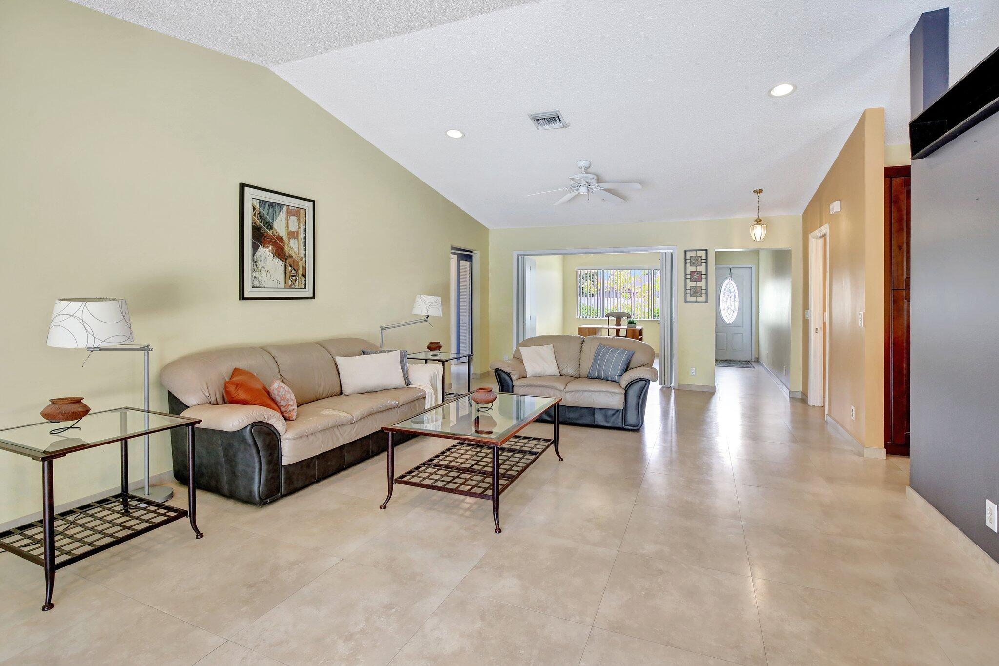 NOB HILL VILLAGE - Residential Lease