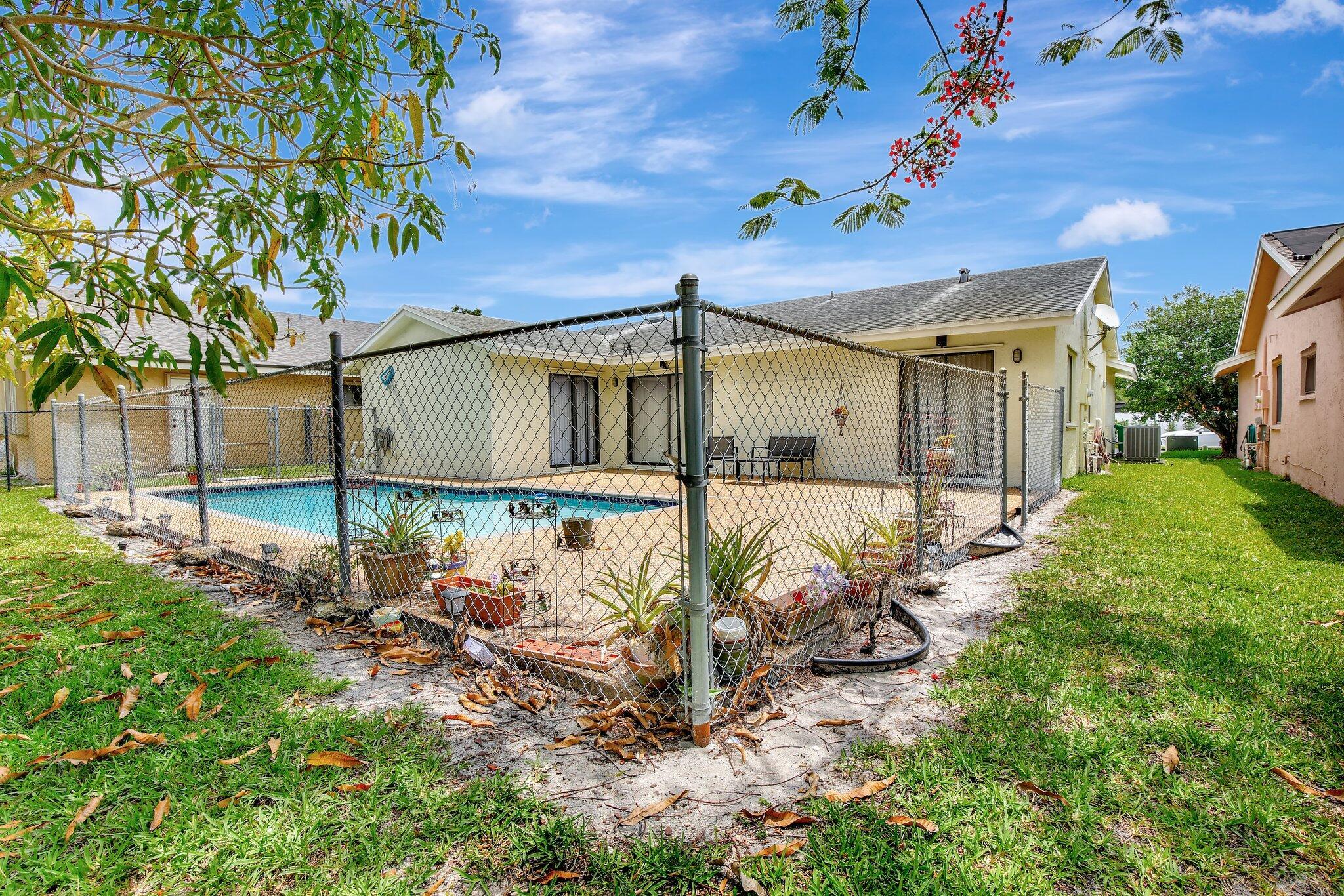 NOB HILL VILLAGE - Residential Lease