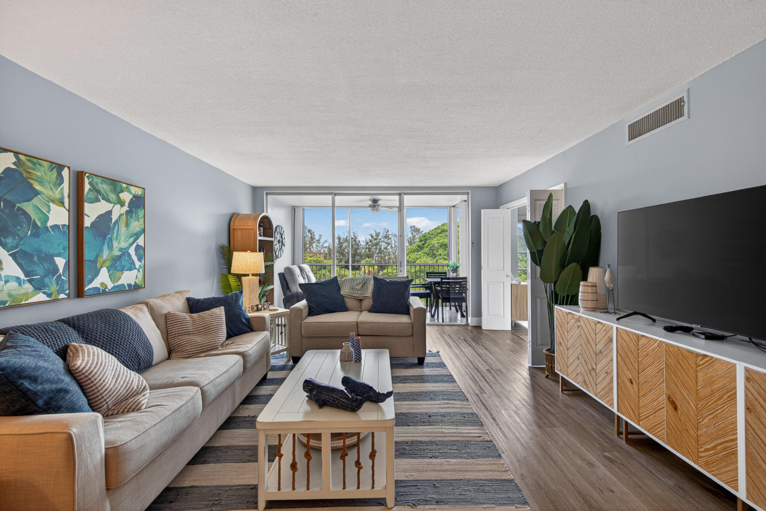 NO 16 PALM-AIRE COUNTRY CLUB - Residential Lease