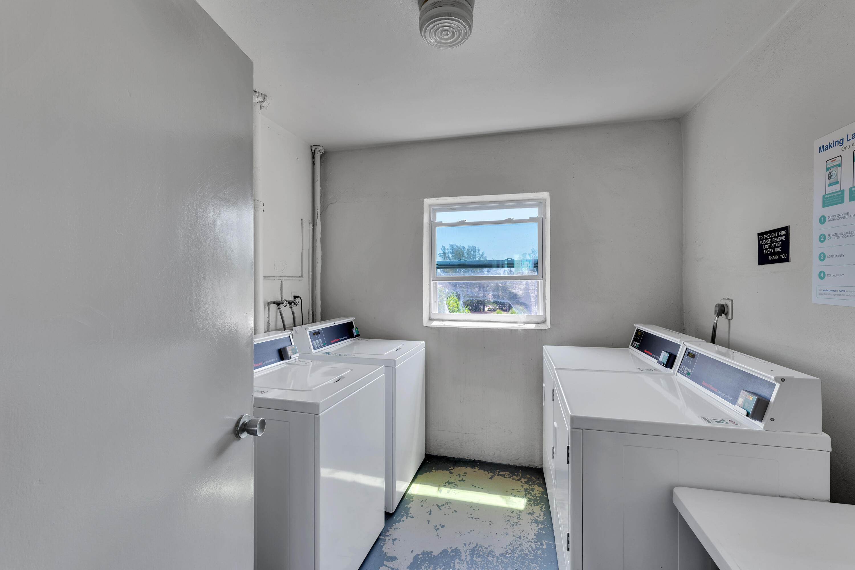NO 16 PALM-AIRE COUNTRY CLUB - Residential Lease
